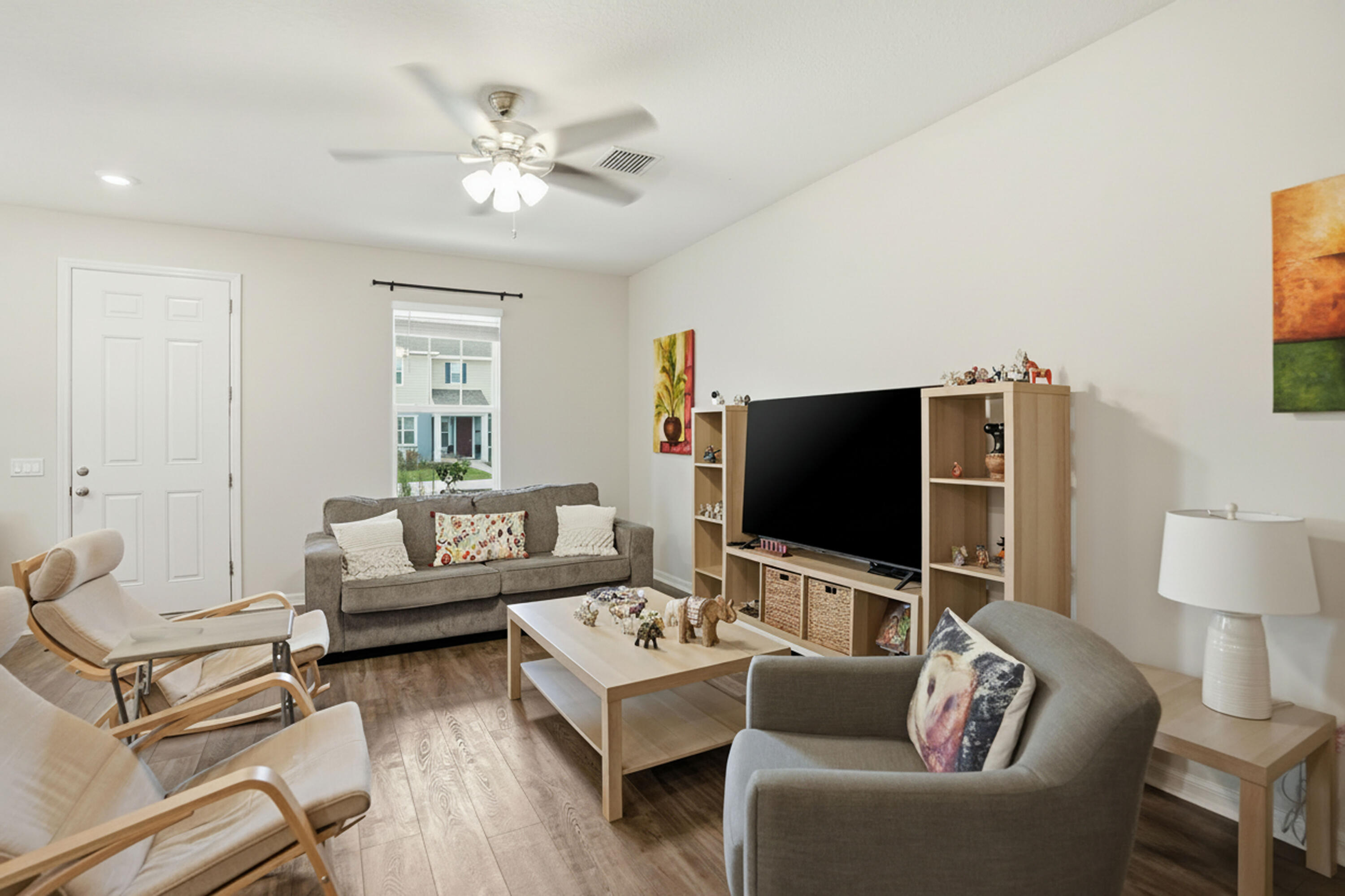 4997 Avalon Park Boulevard Property Photo 10