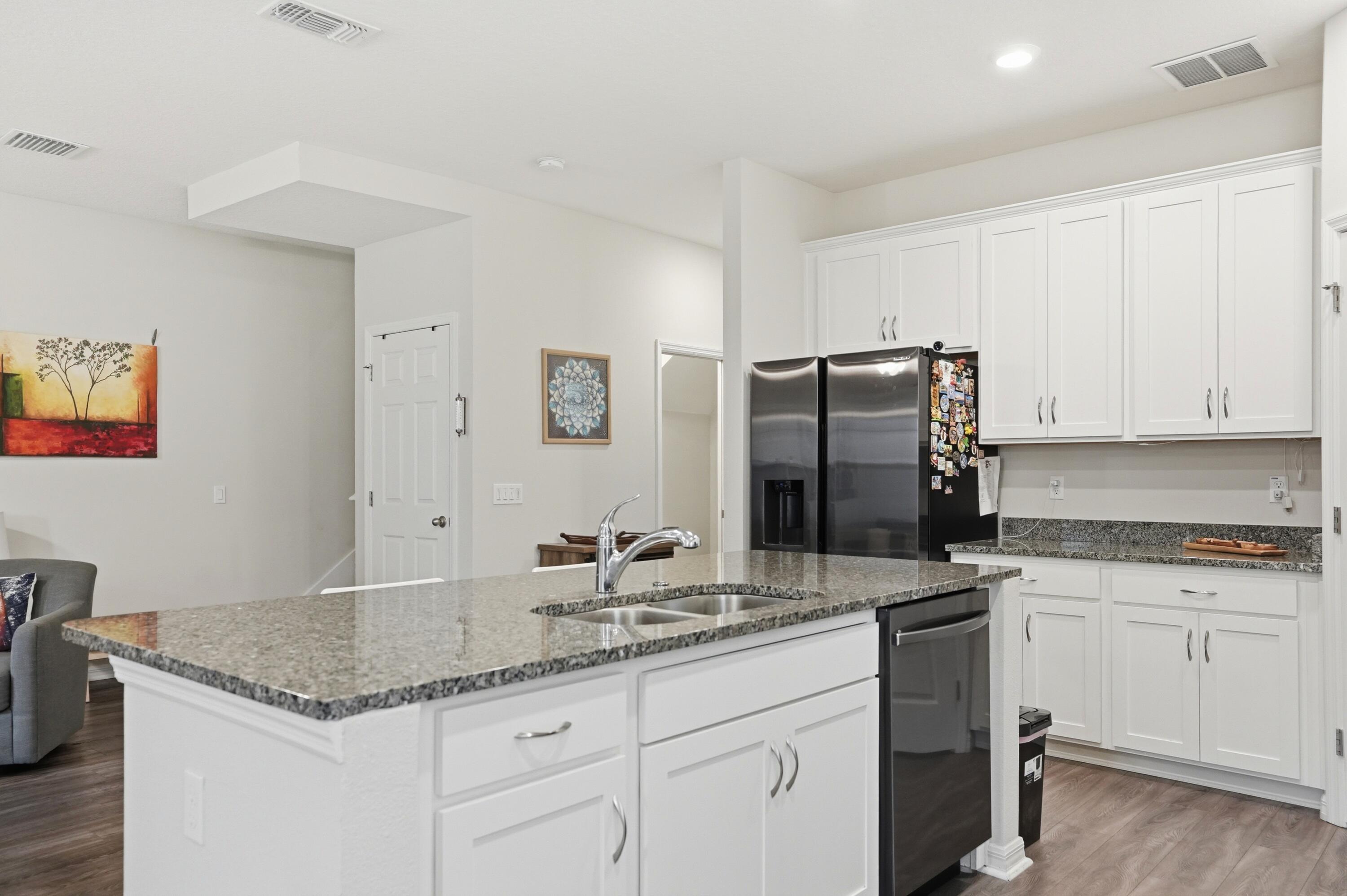 4997 Avalon Park Boulevard Property Photo 22