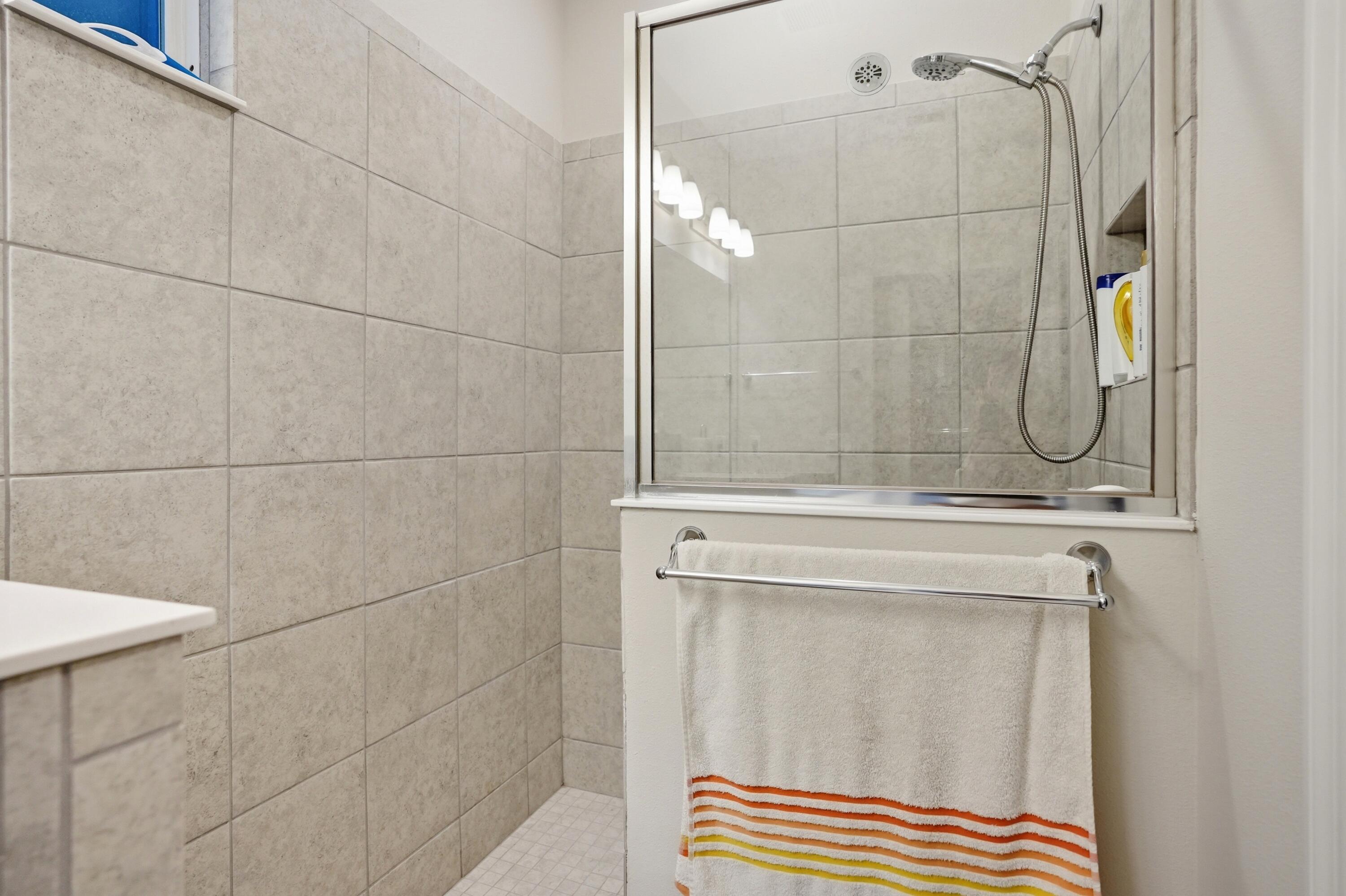 4997 Avalon Park Boulevard Property Photo 33