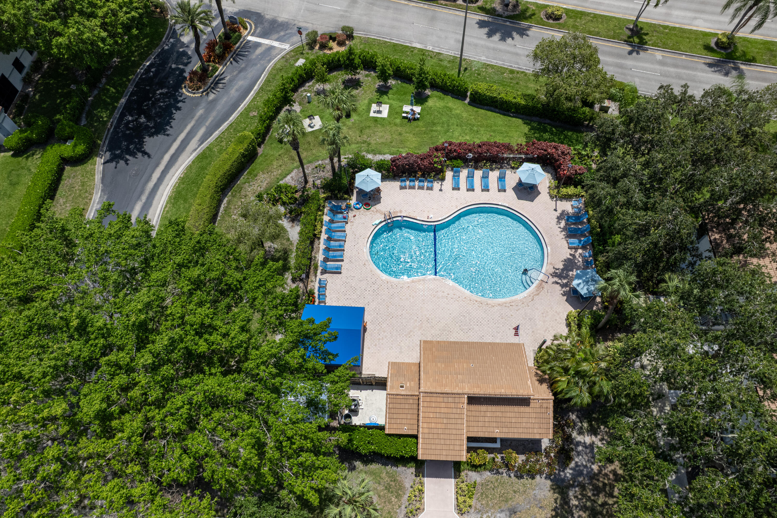 5475 Verona E Property Photo 29