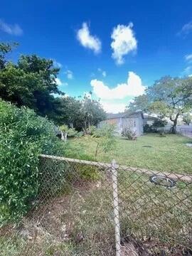 6312 Nw 17th Avenue Property Photo 3