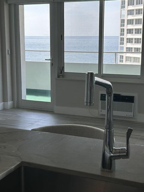 4050 N Ocean Drive N 1006 Property Photo 20