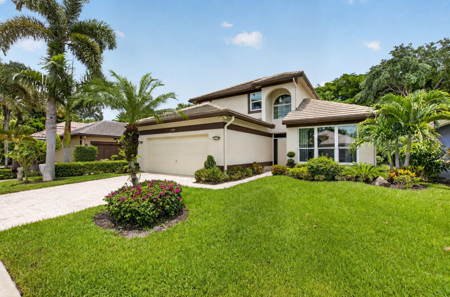 13494 Carrick Green Court Property Photo 2