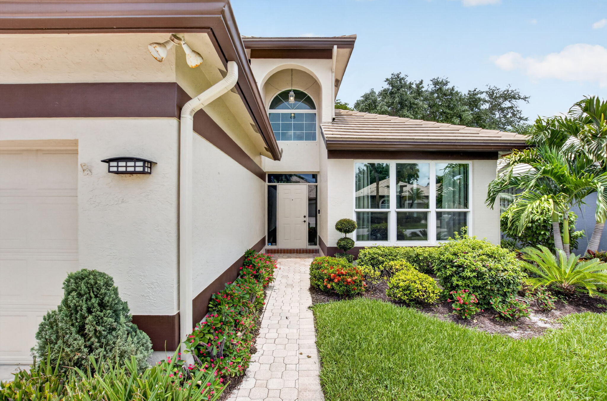 13494 Carrick Green Court Property Photo 4