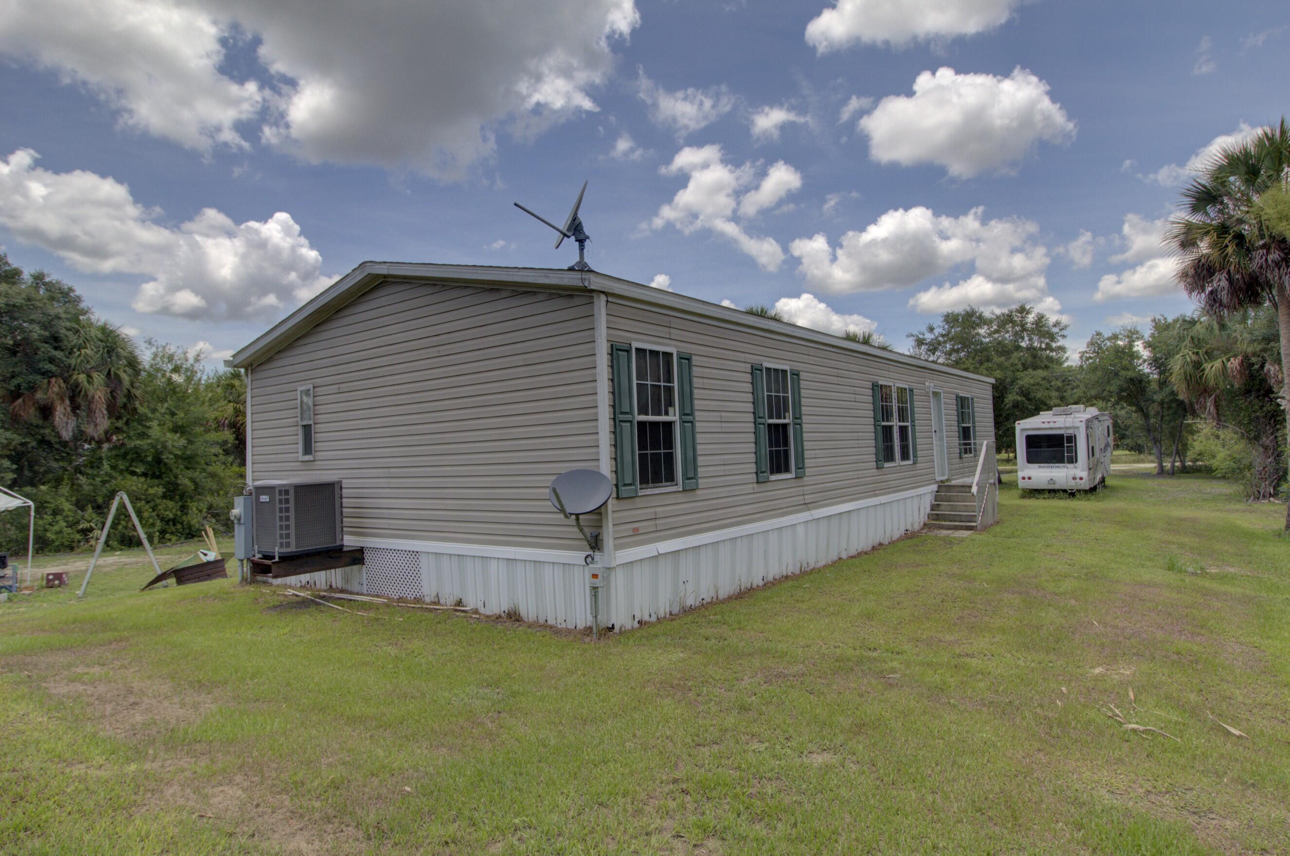 19212 Nw 280th Street Property Photo 3
