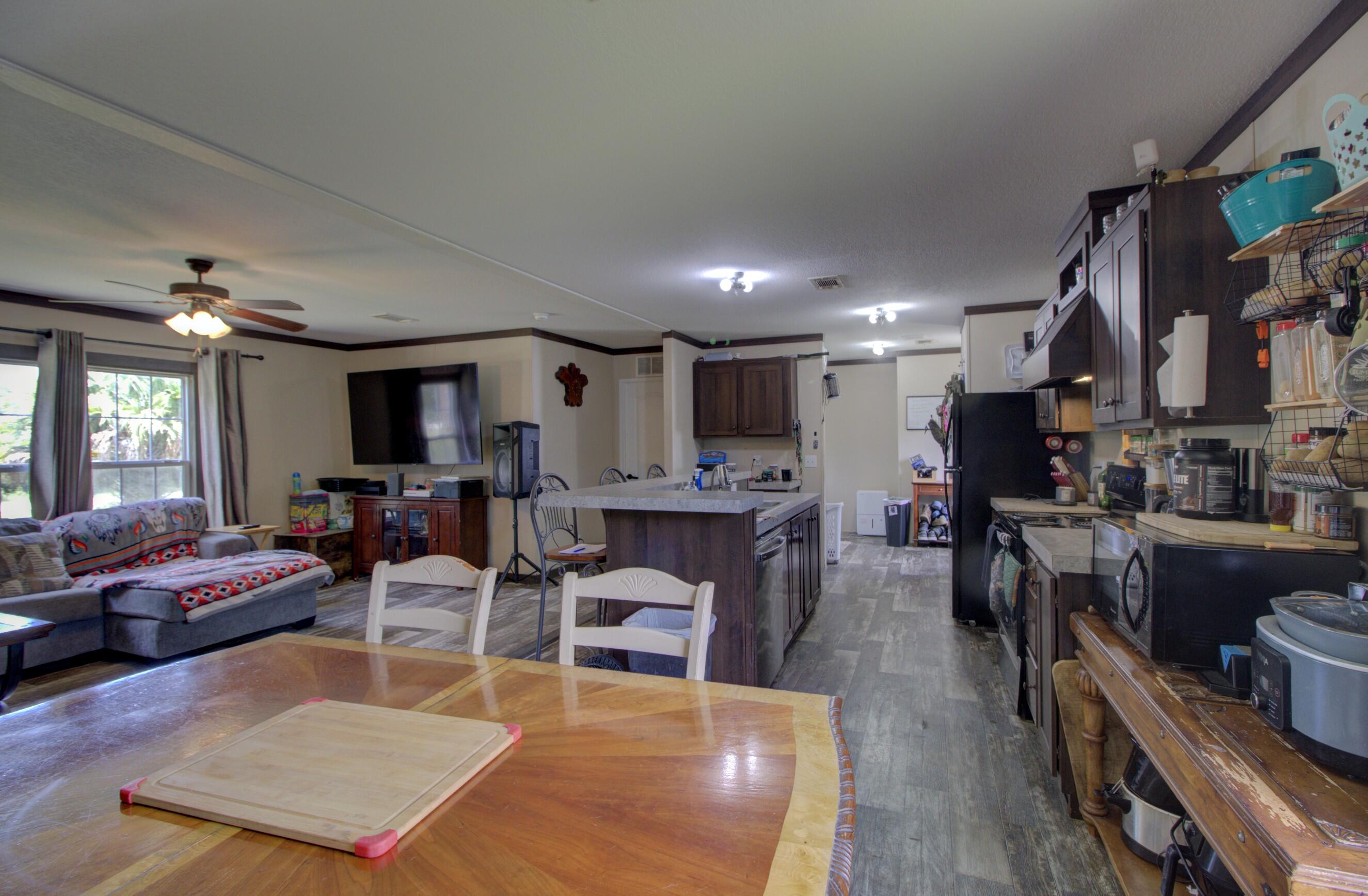 19212 Nw 280th Street Property Photo 12