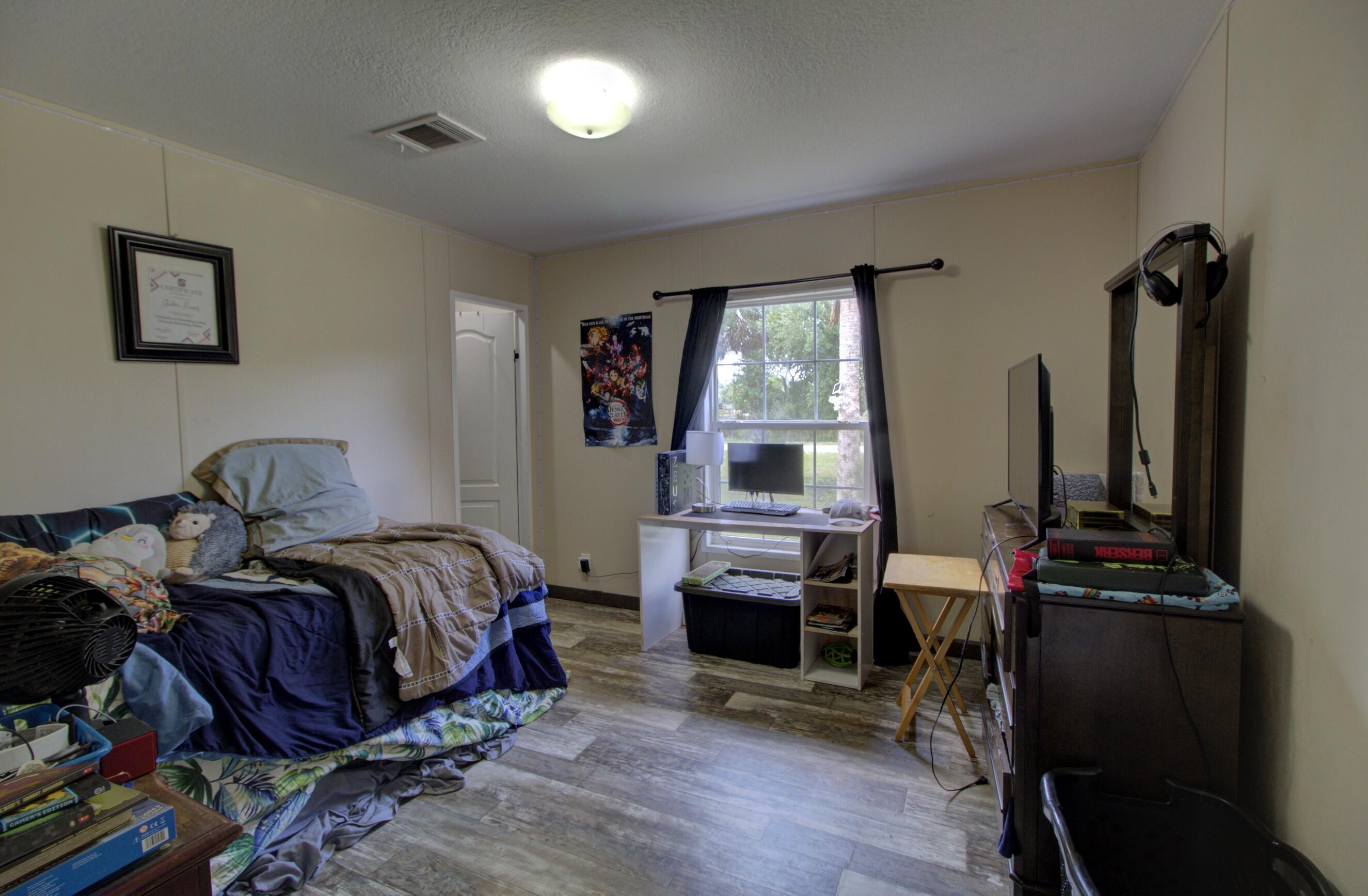 19212 Nw 280th Street Property Photo 16