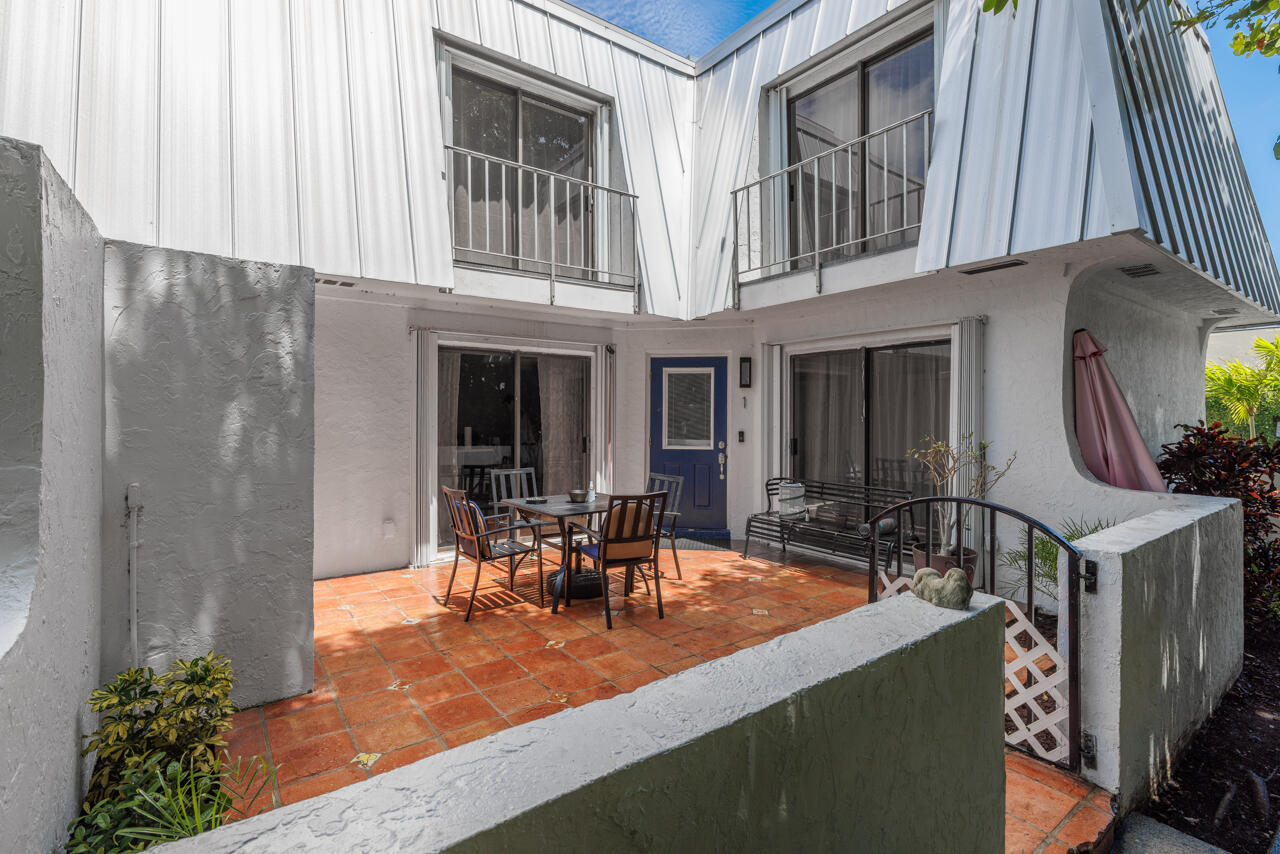 106 Linda Lane 1 Property Photo 1