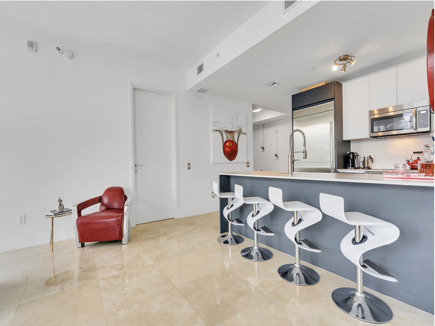 1300 Brickell Bay Drive 3900 Property Photo 6