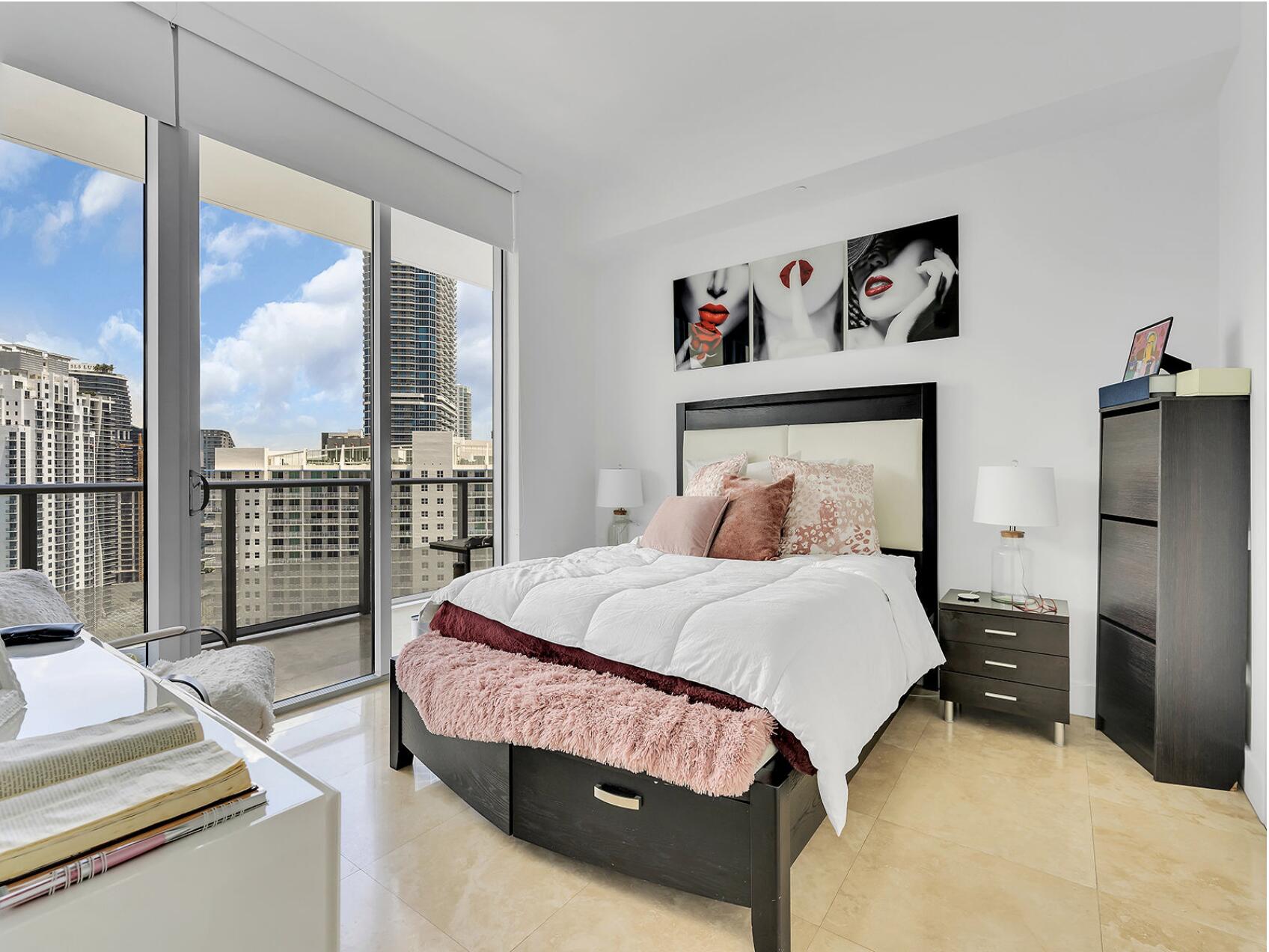 1300 Brickell Bay Drive 3900 Property Photo 7
