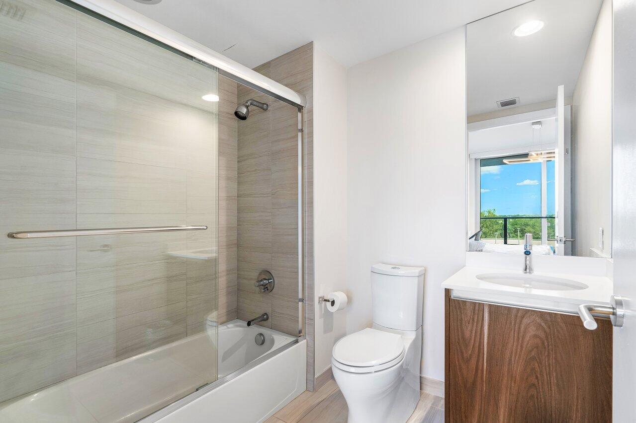 1180 N Federal Highway 707 Property Photo 12