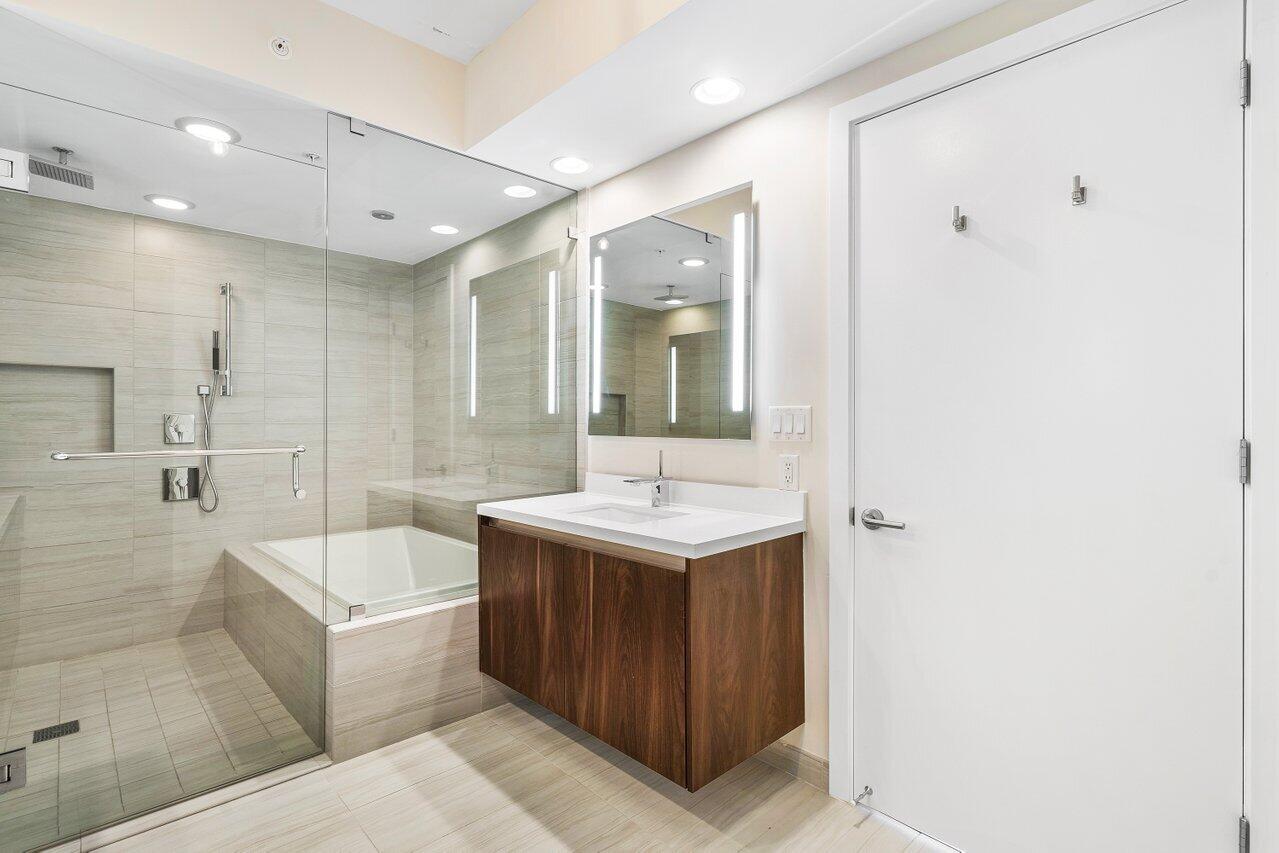 1180 N Federal Highway 707 Property Photo 15