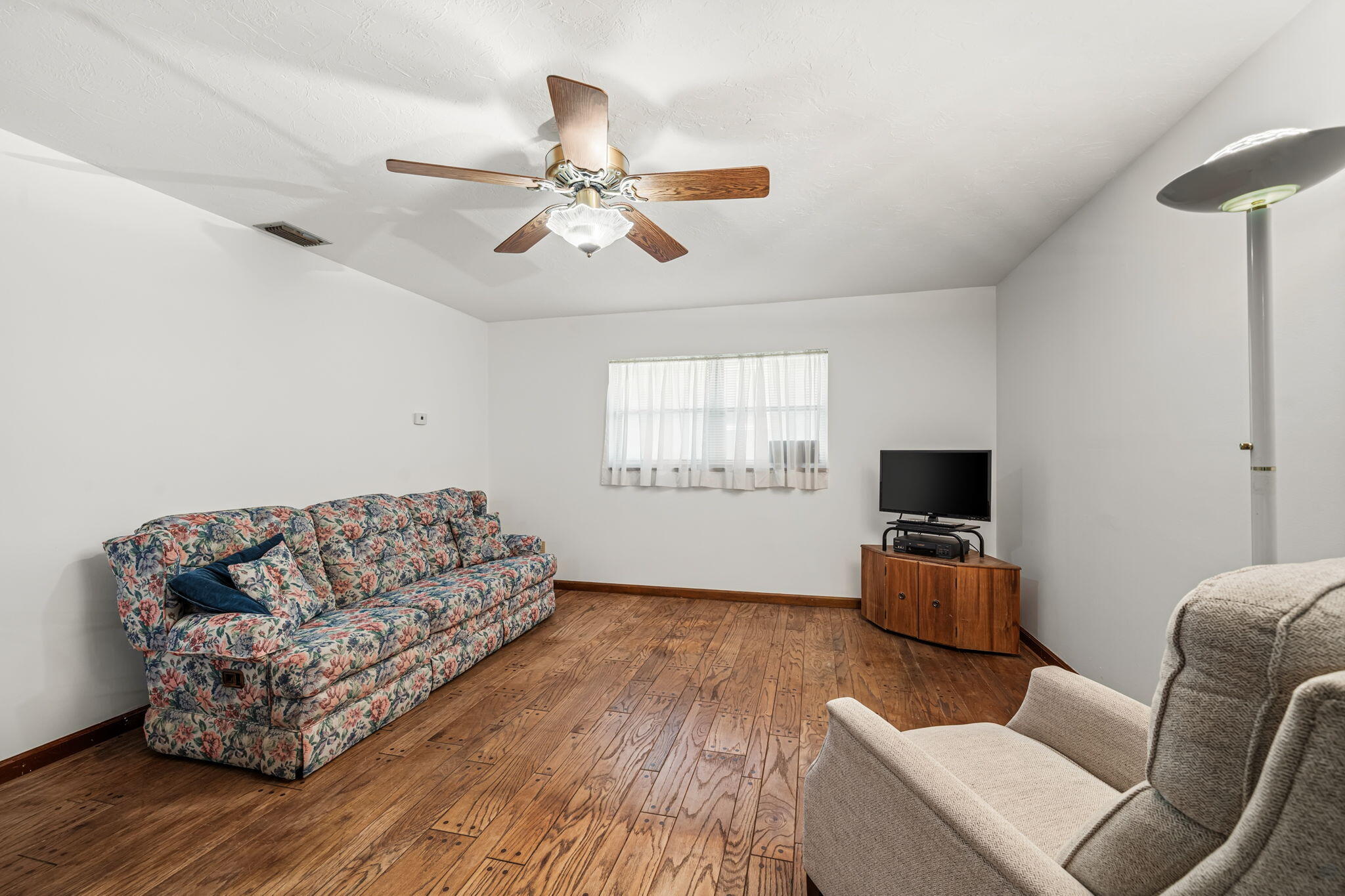 13132 56th Place N Property Photo 12