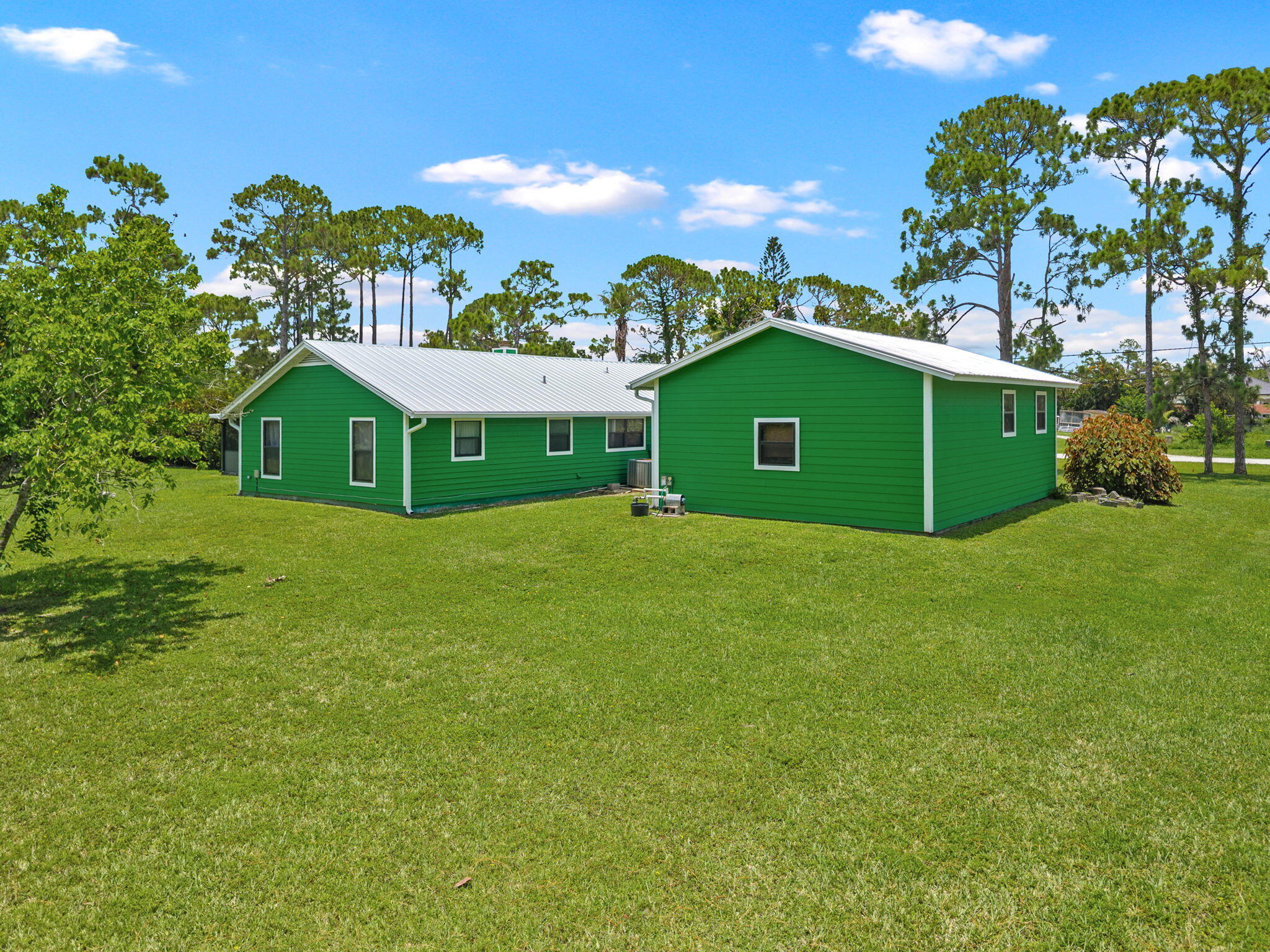 13132 56th Place N Property Photo 34