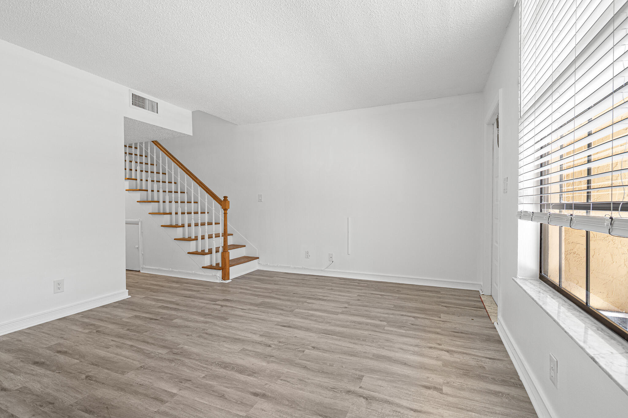 769 Se 1st Way 85 Property Photo 23