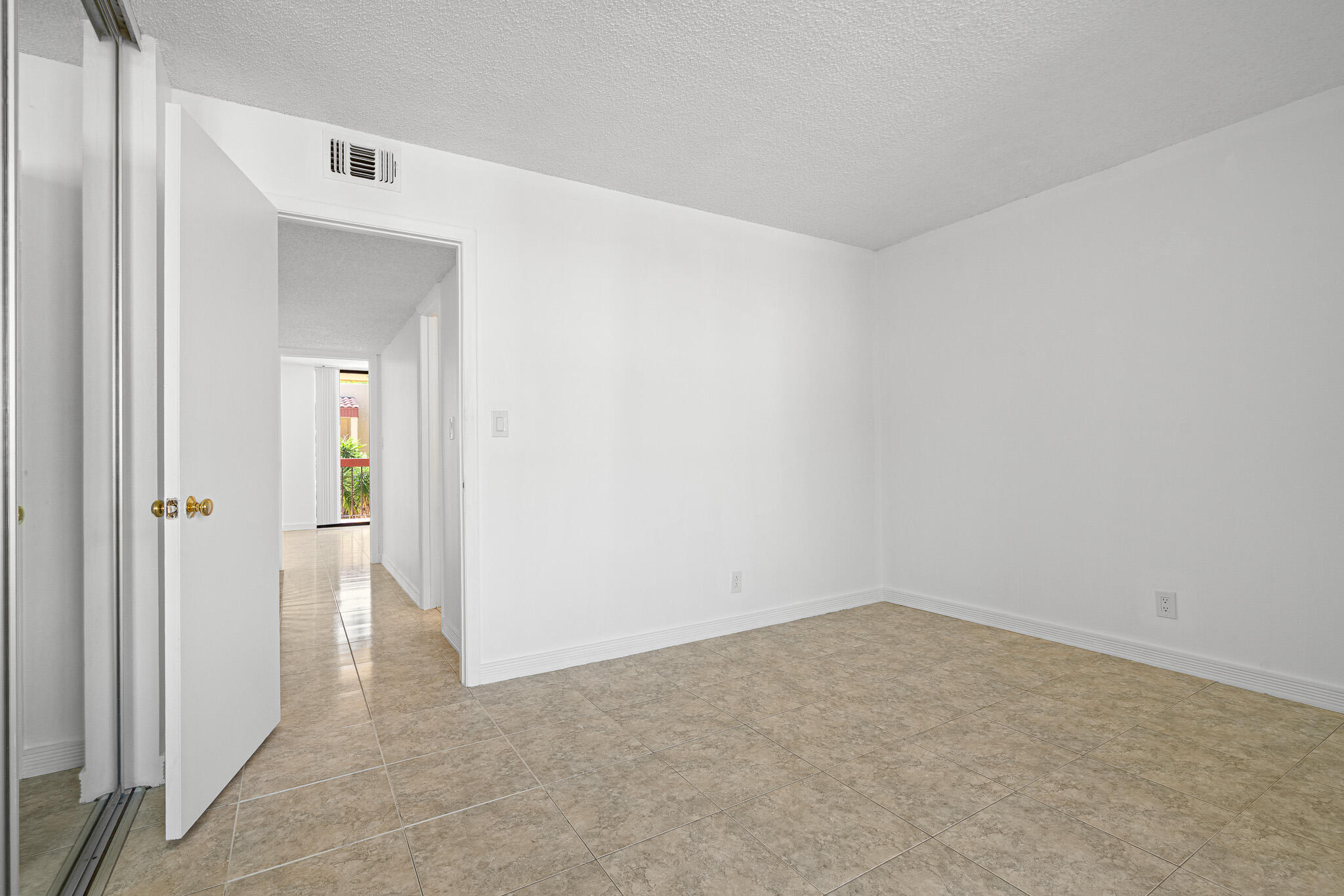 769 Se 1st Way 85 Property Photo 26