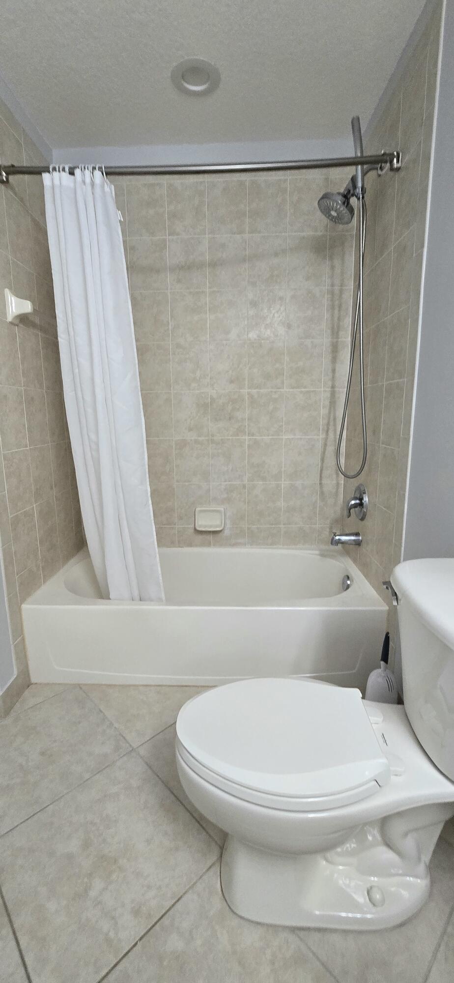 5357 Se Jennings Lane Property Photo 7