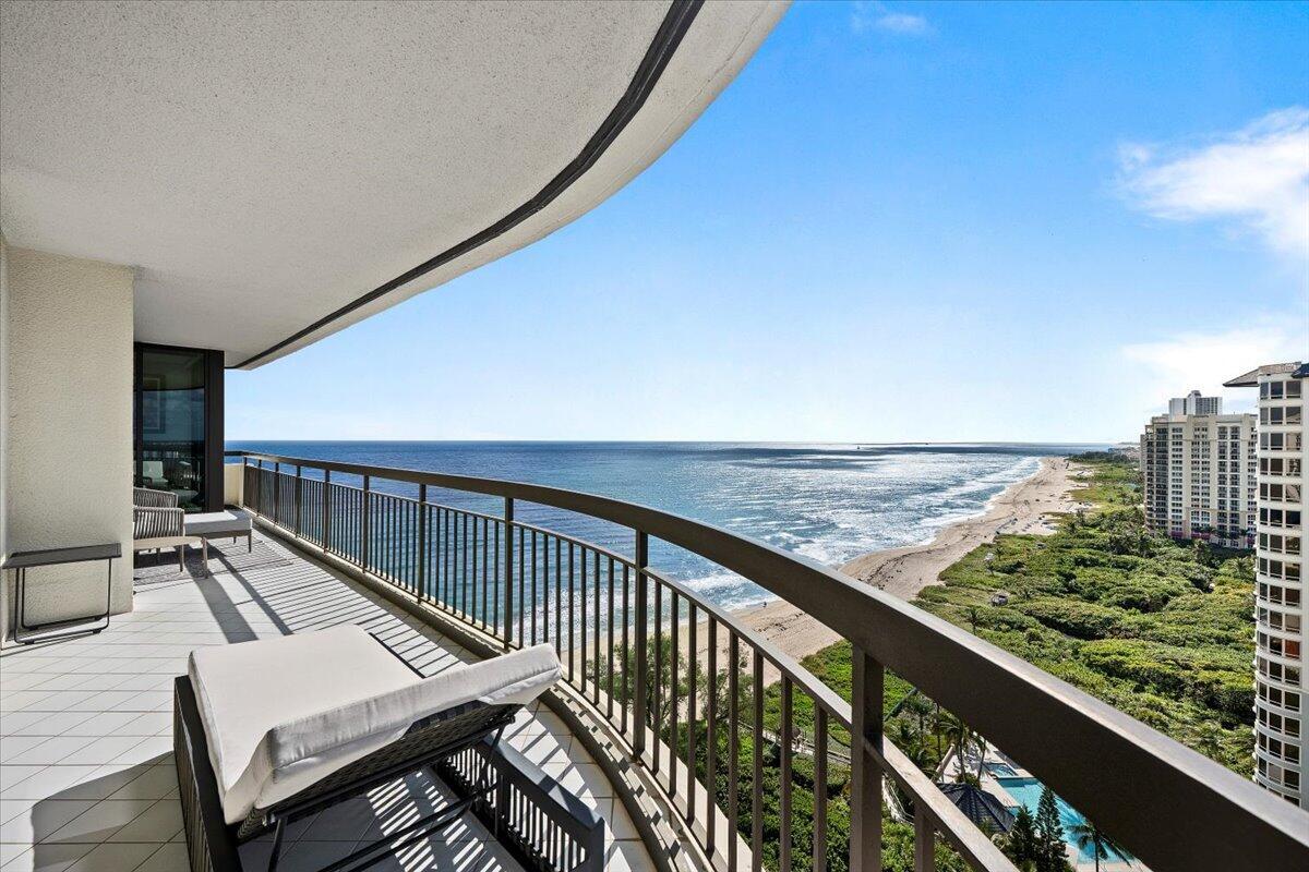 4000 N Ocean Drive 2004 Property Photo 38