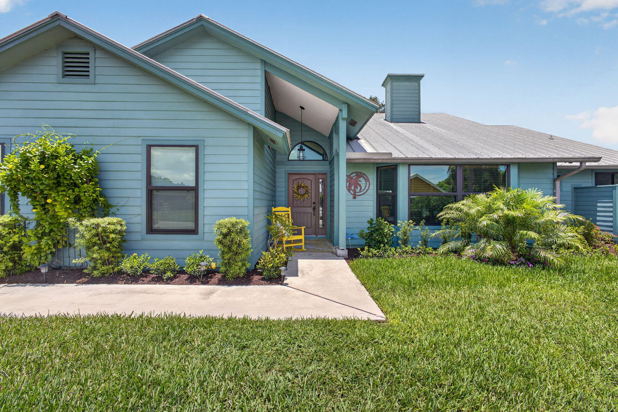 10705 Se Seabreeze Court Property Photo 1