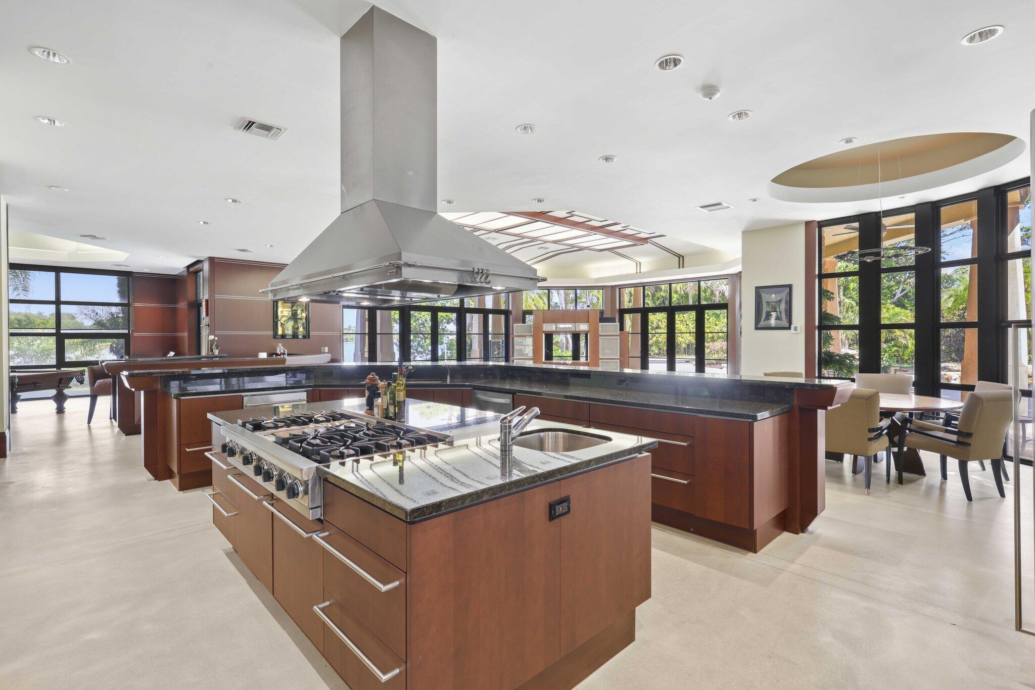 6001 Le Lac Road Property Photo 24