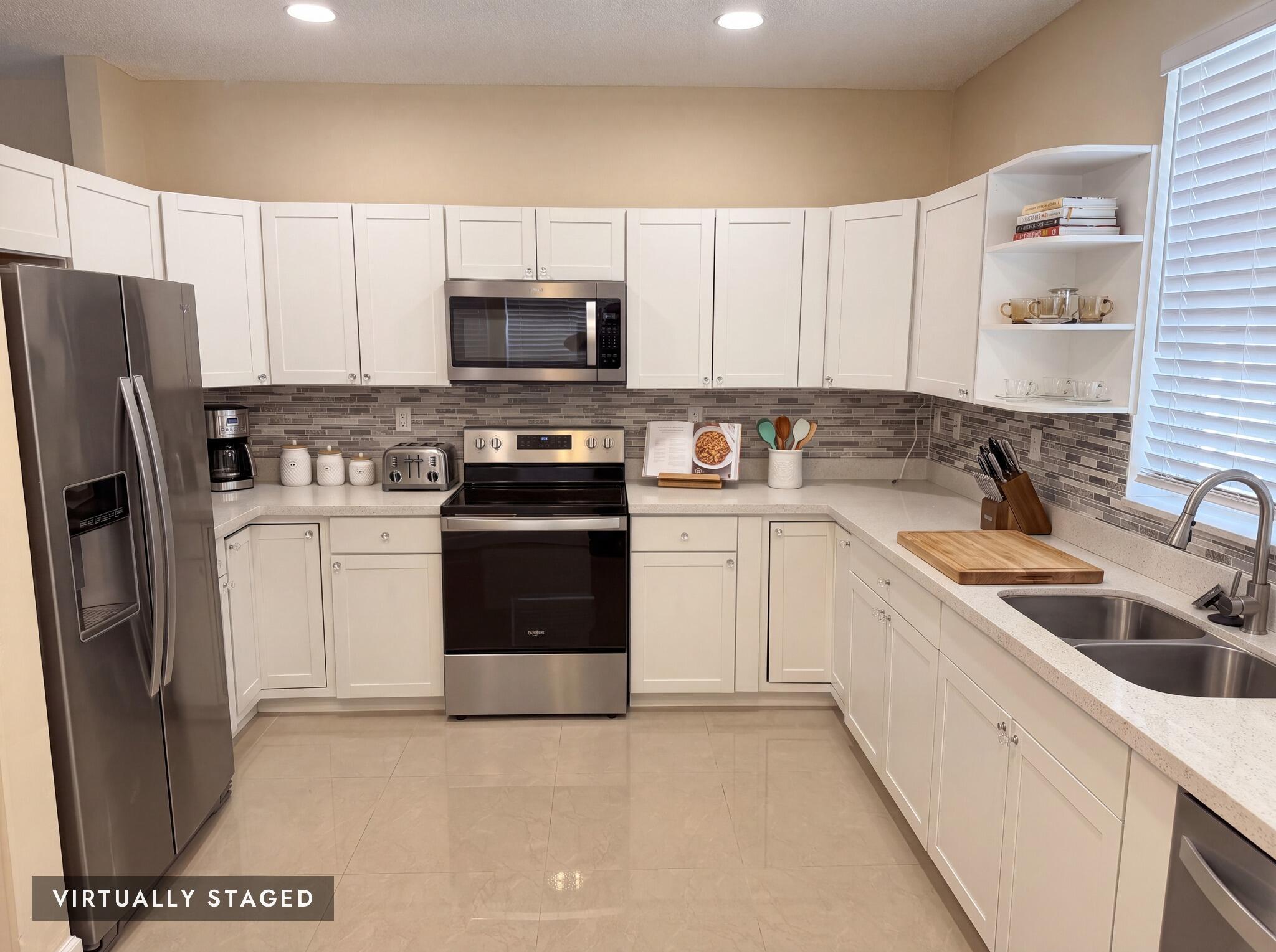 940 Doveplum Court Property Photo 3