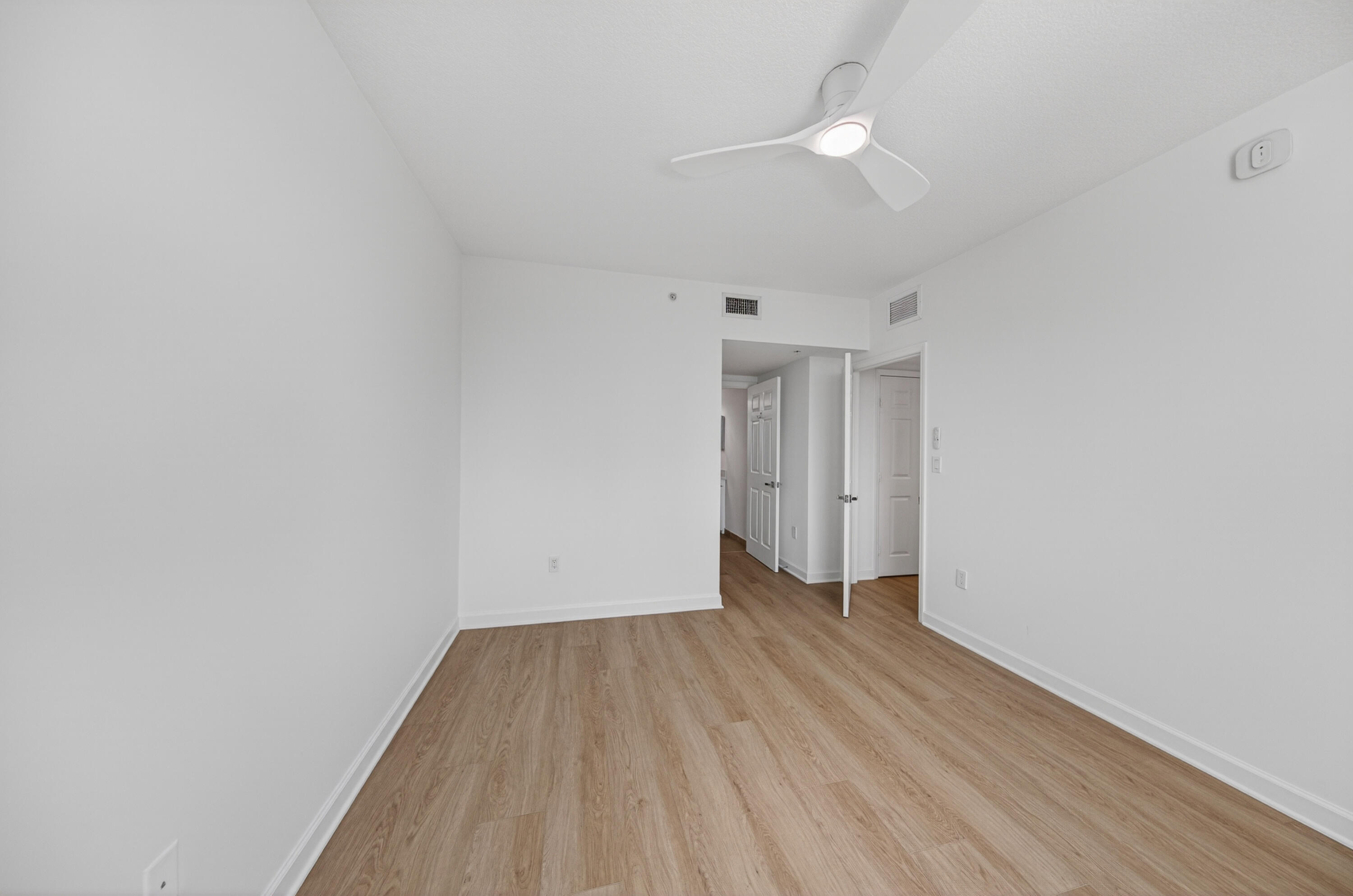 1723 Sw 2nd Avenue 909 Property Photo 28