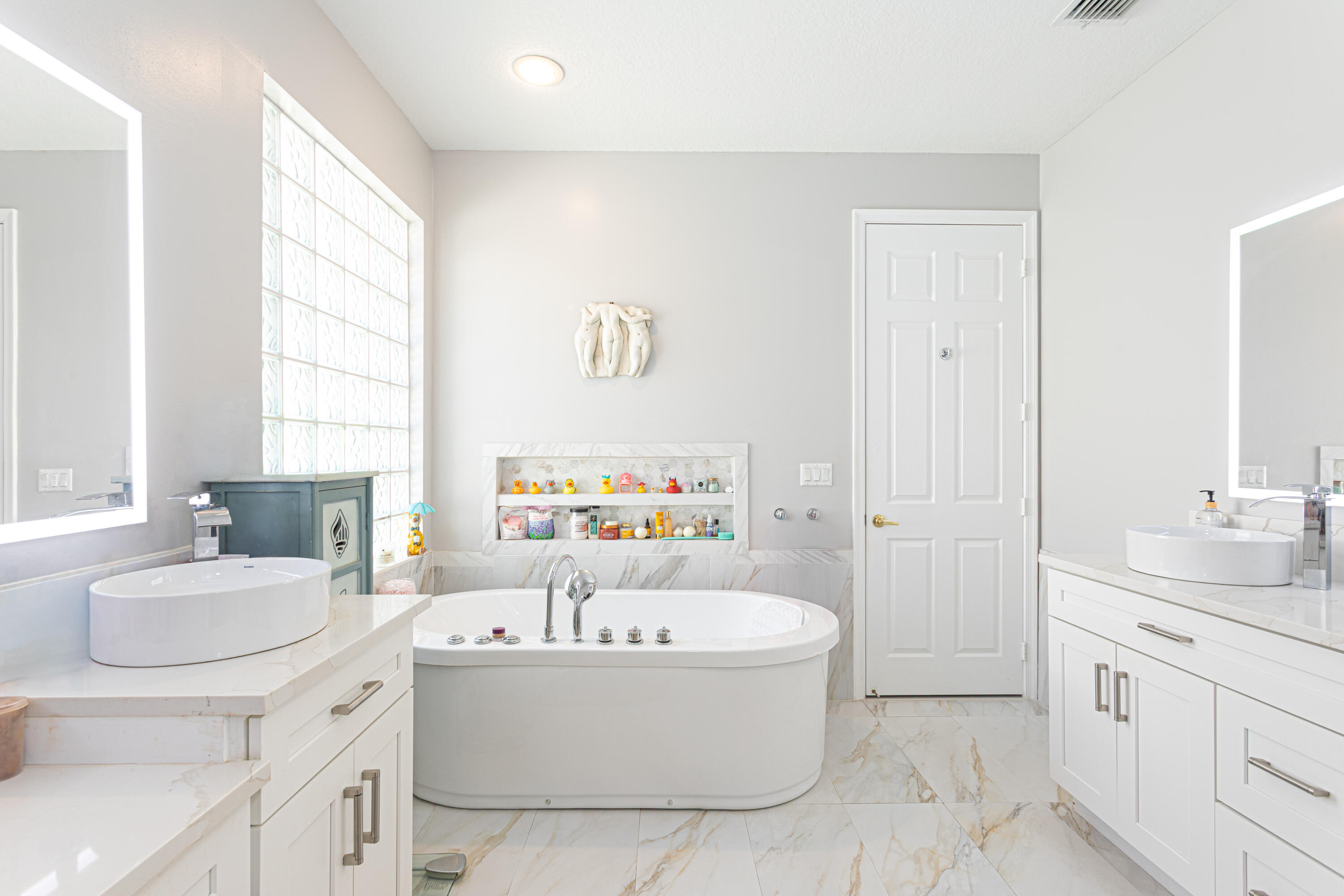 9663 Great Egret Court Property Photo 14