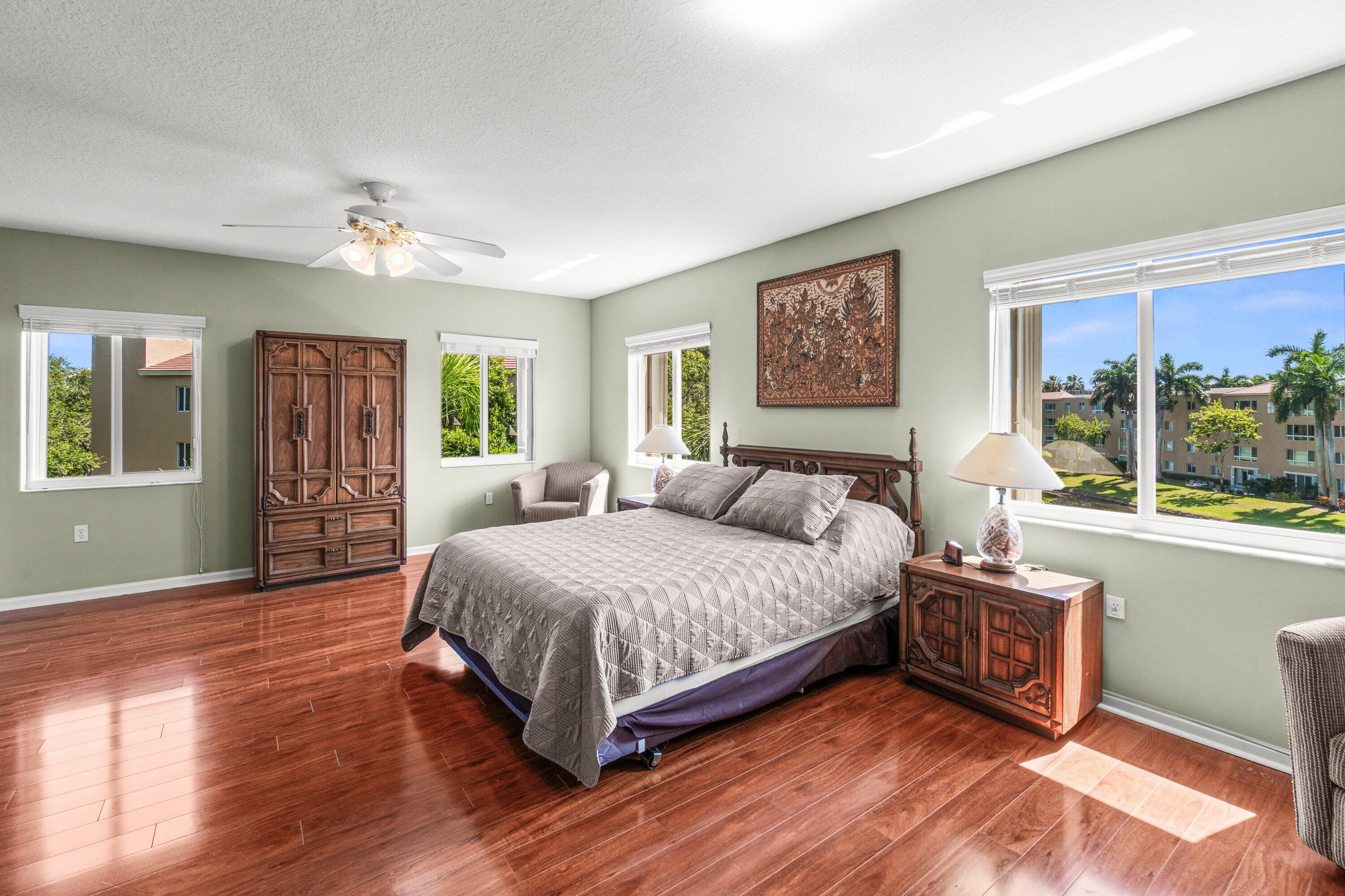 12560 Majesty Circle 401 Property Photo 20