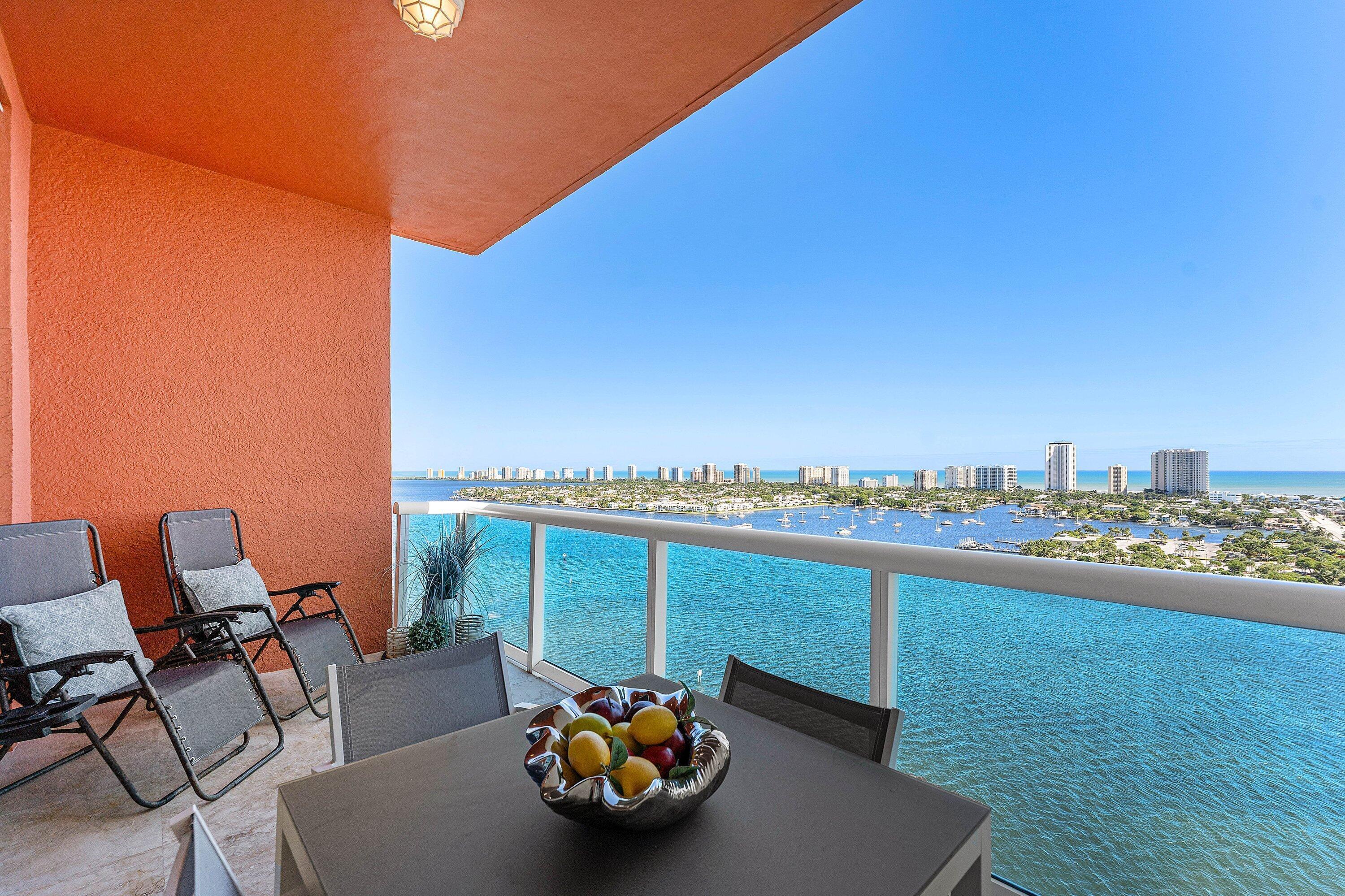 2640 Lake Shore Drive 2215 Property Photo 4