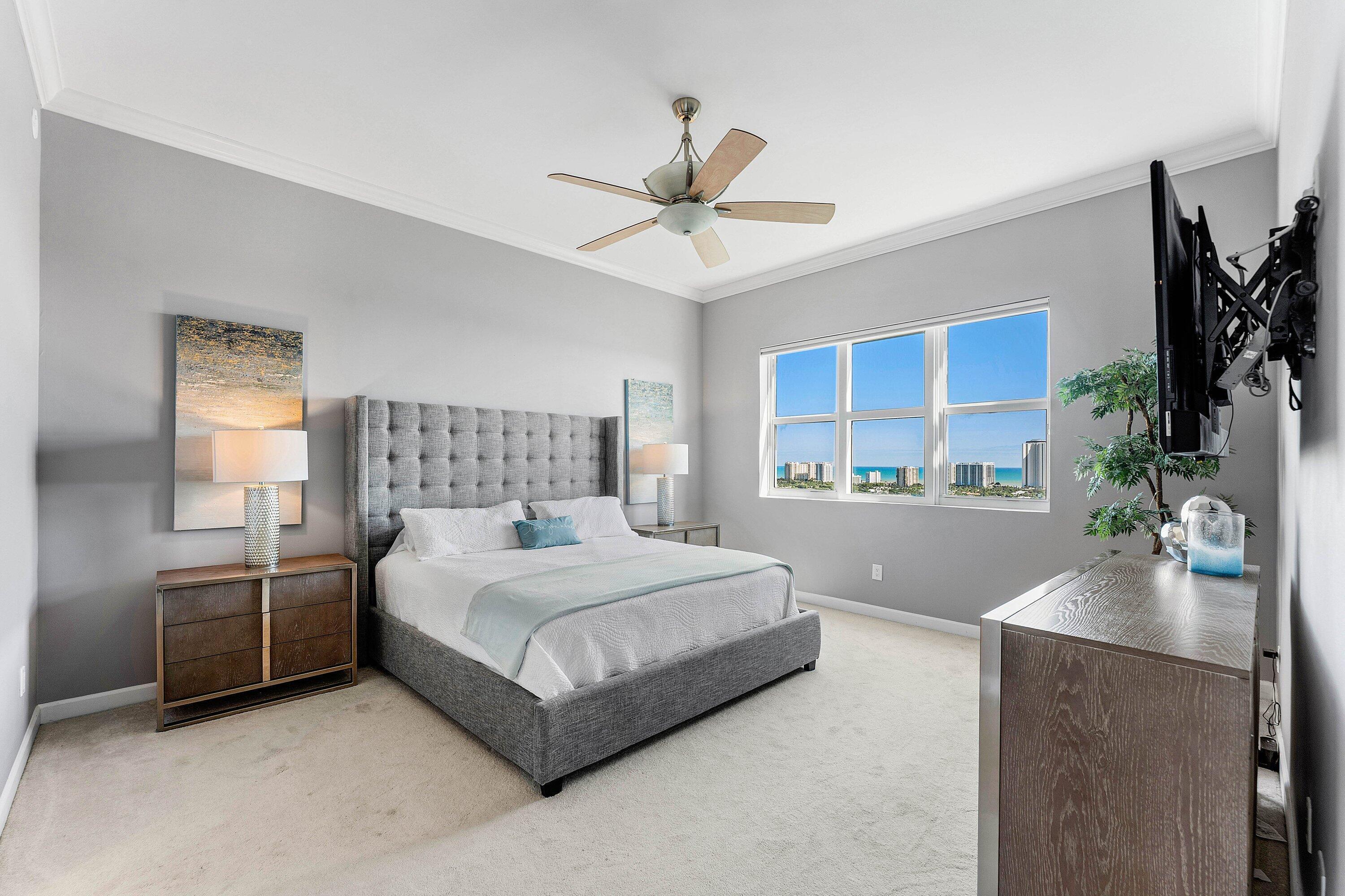 2640 Lake Shore Drive 2215 Property Photo 5