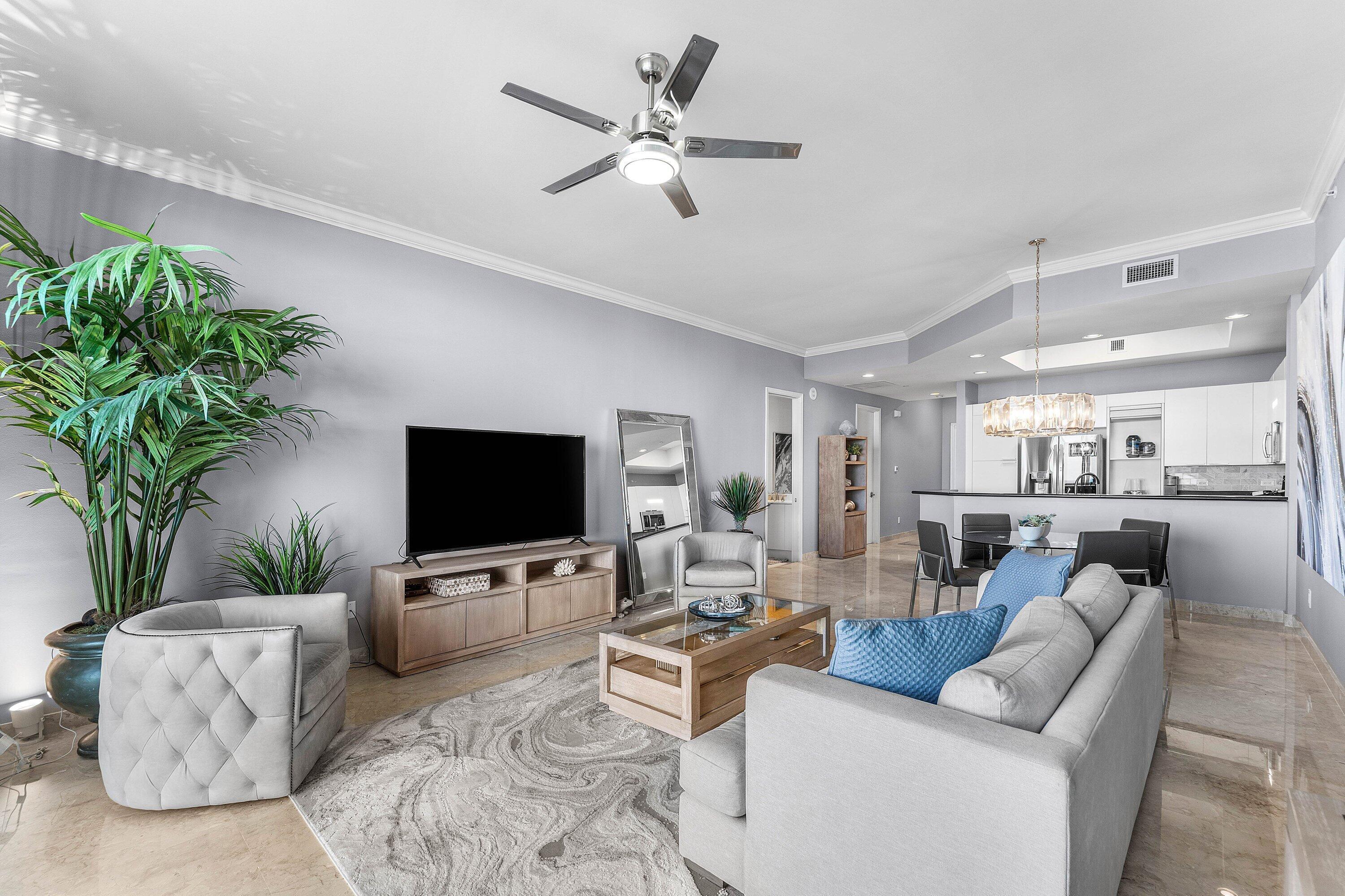 2640 Lake Shore Drive 2215 Property Photo 8