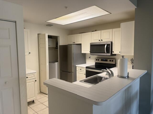 2804 Sarento Place 107 Property Photo 2