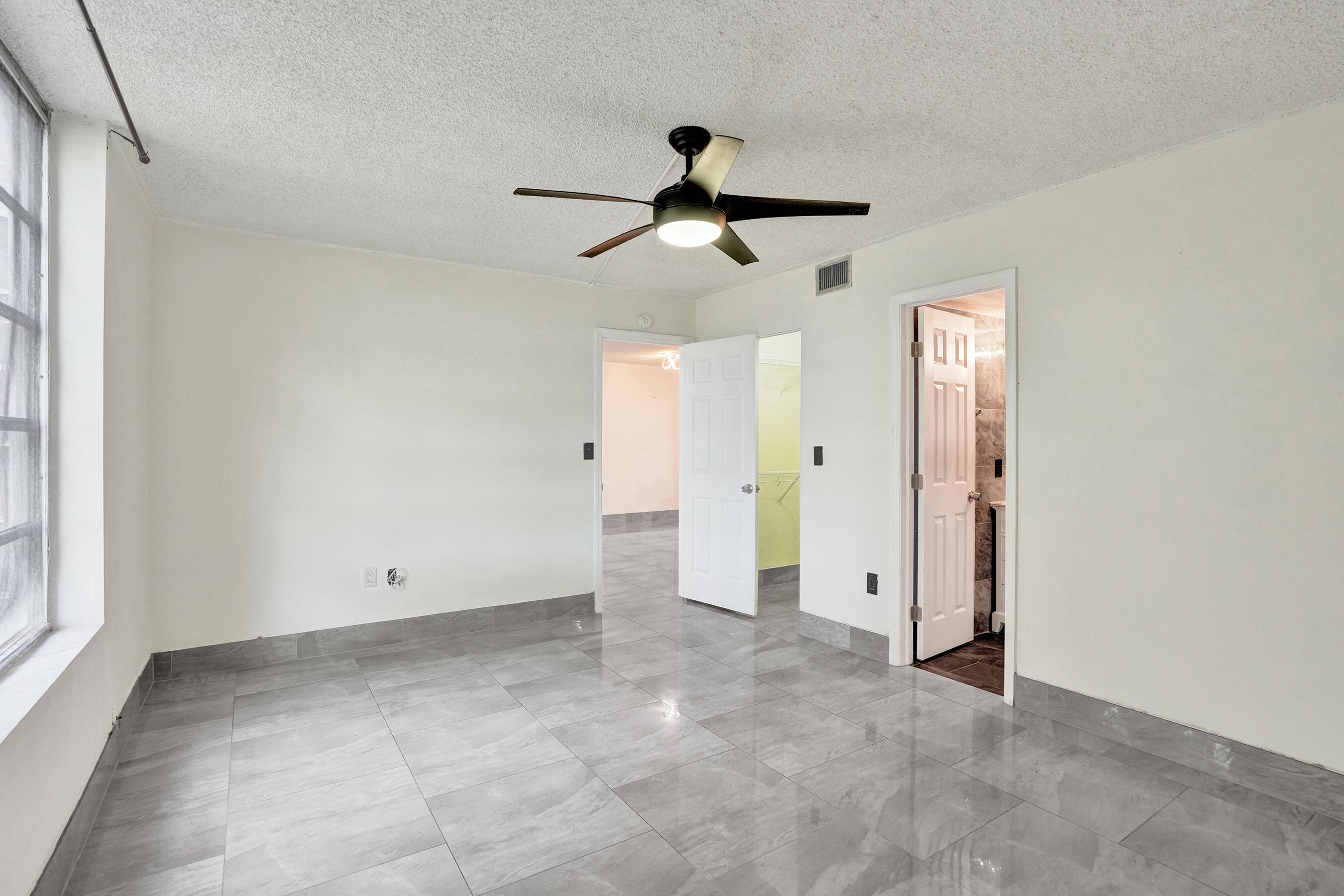 8301 Sands Point Boulevard S102 Property Photo 19