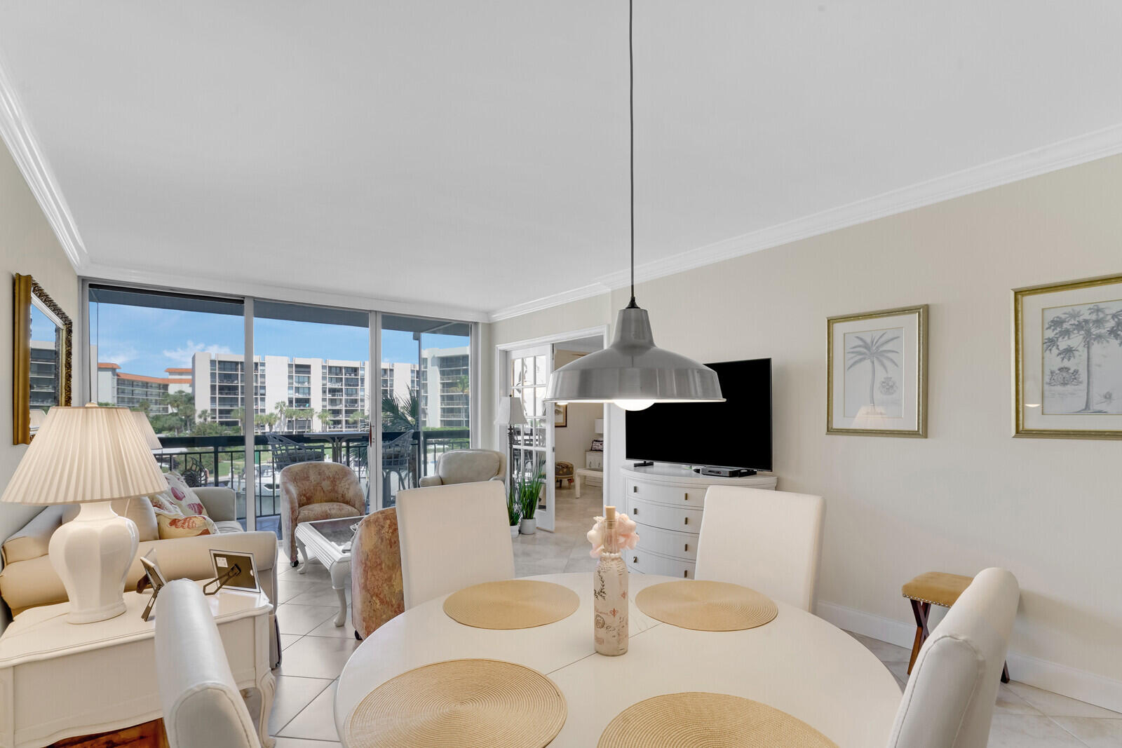 2687 N Ocean Boulevard G-305 Property Photo 12