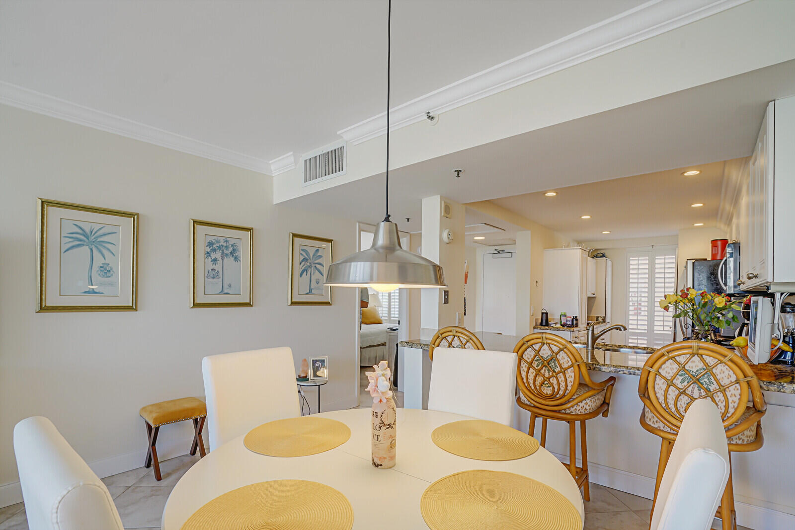2687 N Ocean Boulevard G-305 Property Photo 14