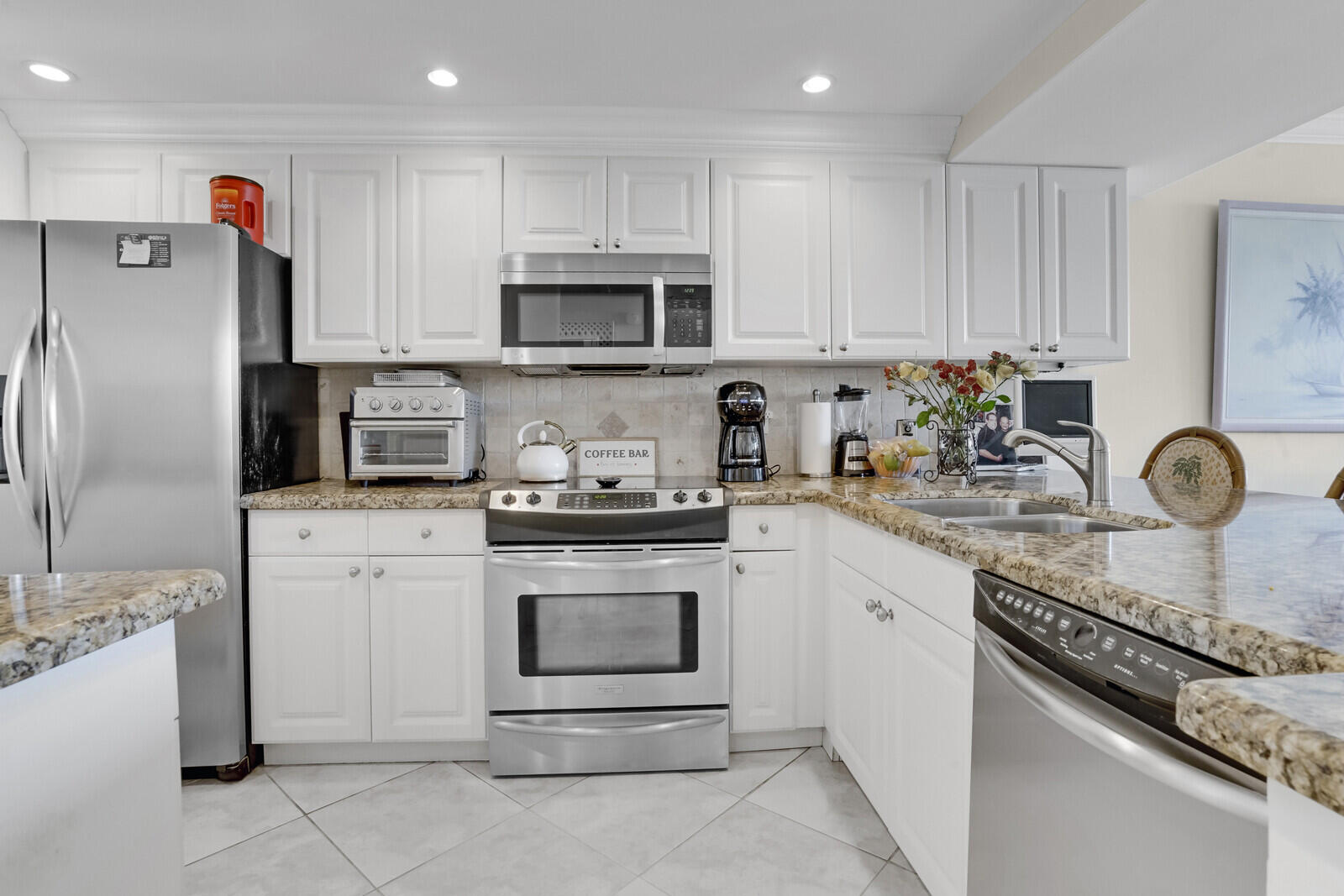 2687 N Ocean Boulevard G-305 Property Photo 16