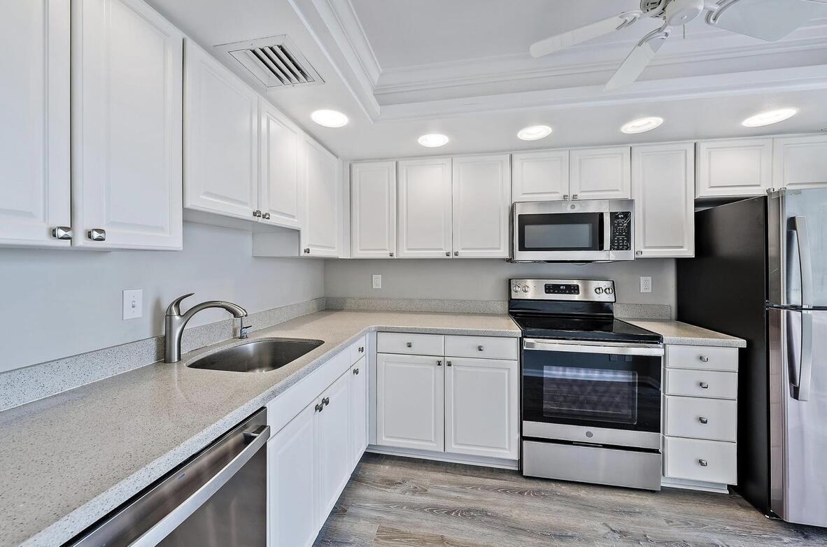 1748 Jupiter Cove Drive 121 A Property Photo 10