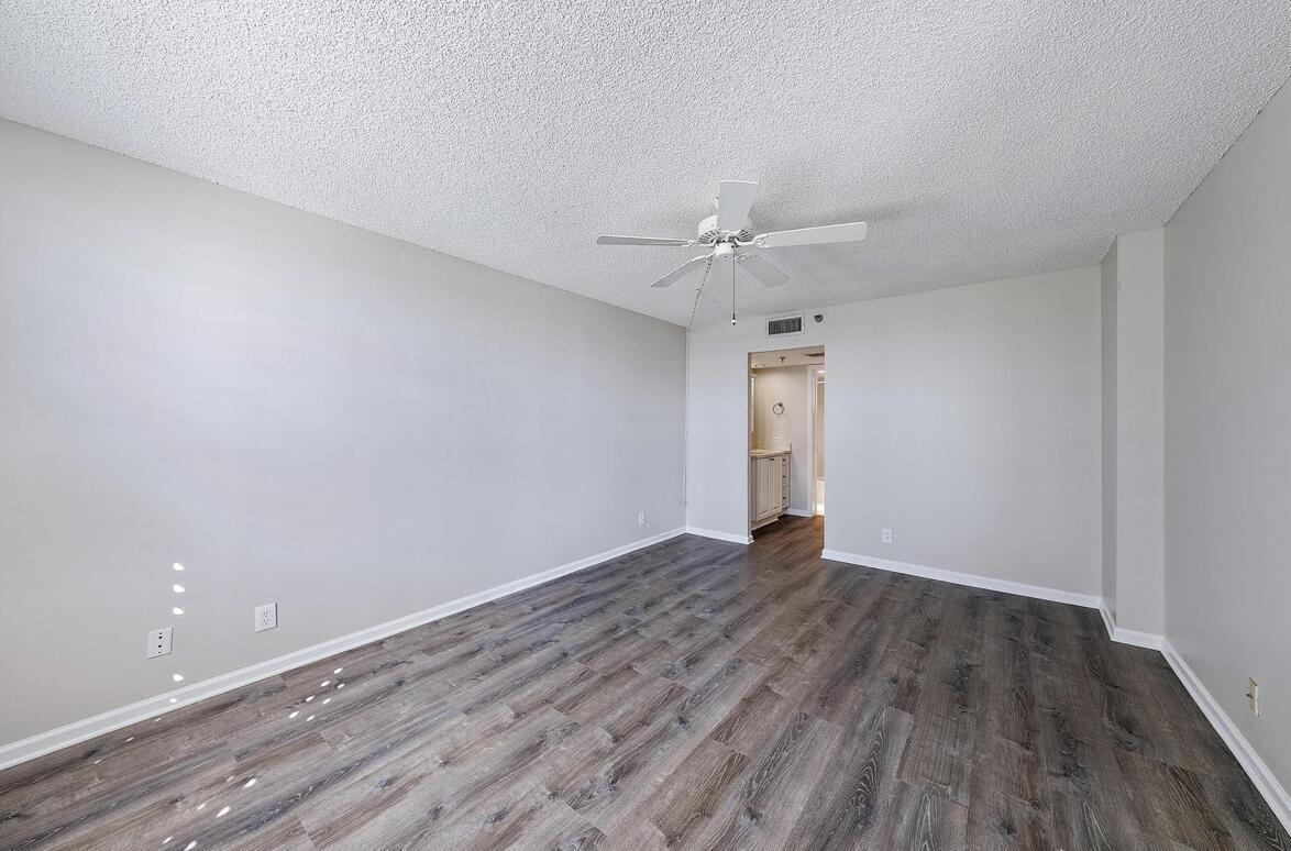 1748 Jupiter Cove Drive 121 A Property Photo 17