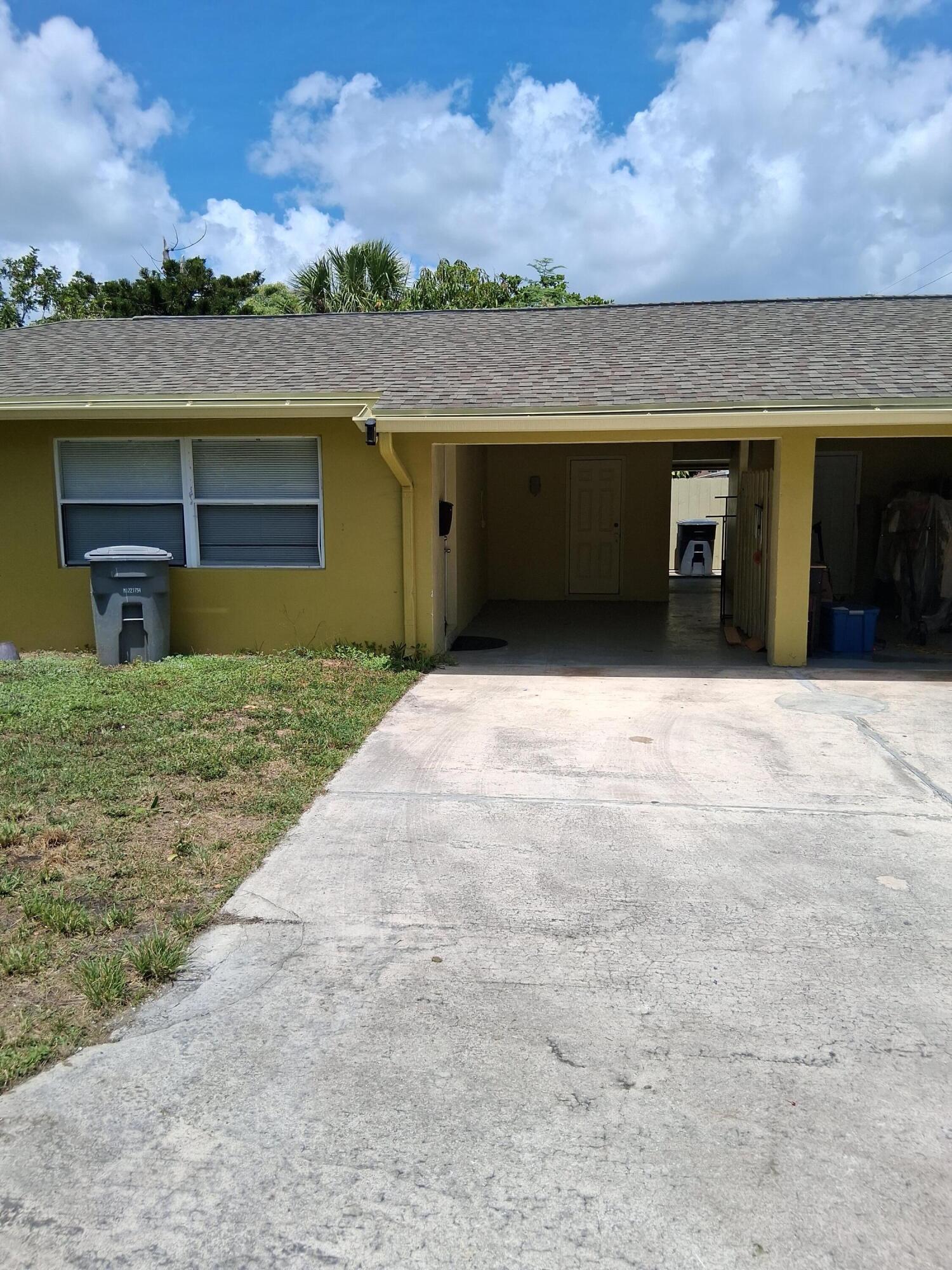 212 Palmetto Drive Property Photo 2