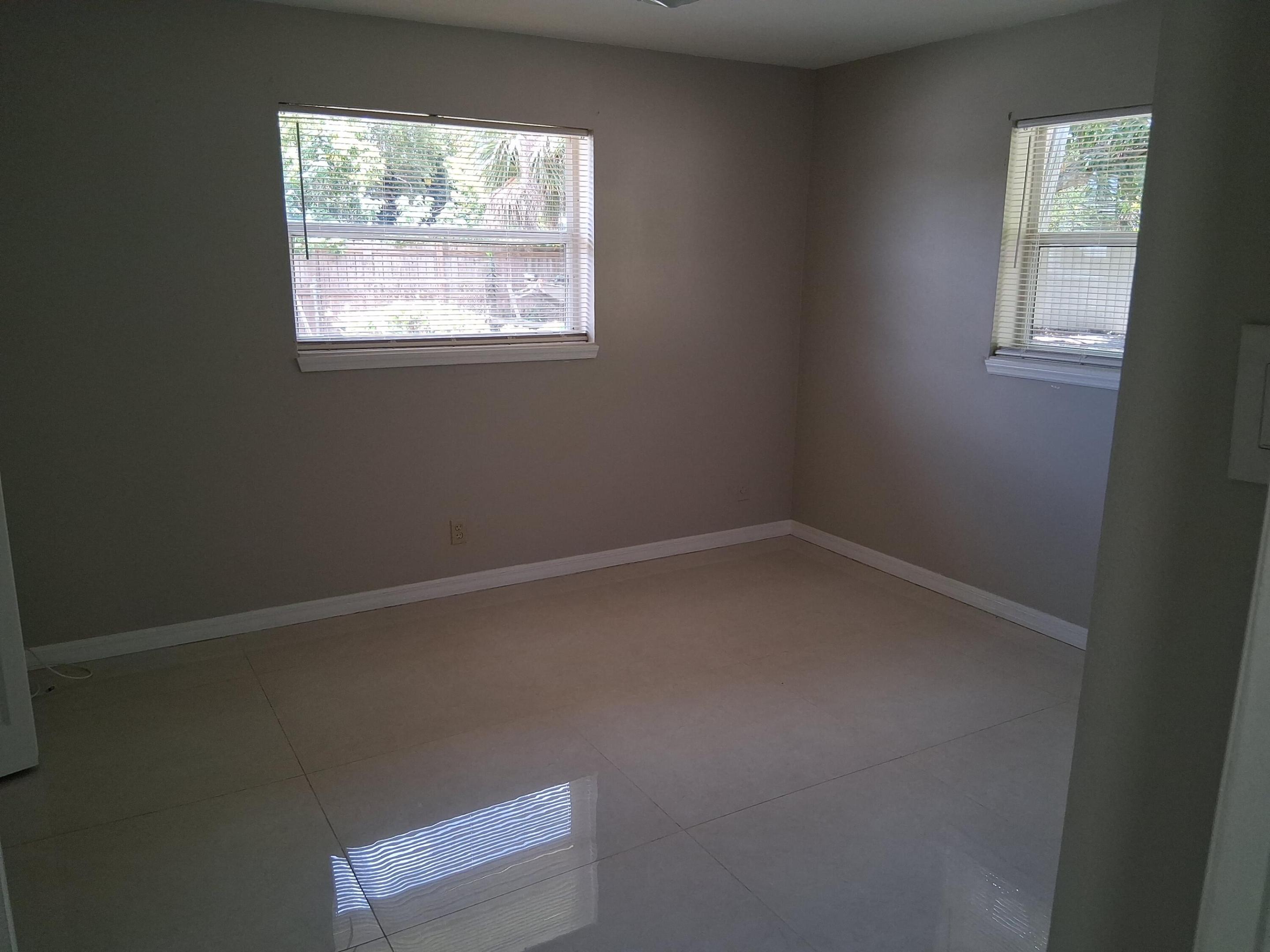 212 Palmetto Drive Property Photo 6