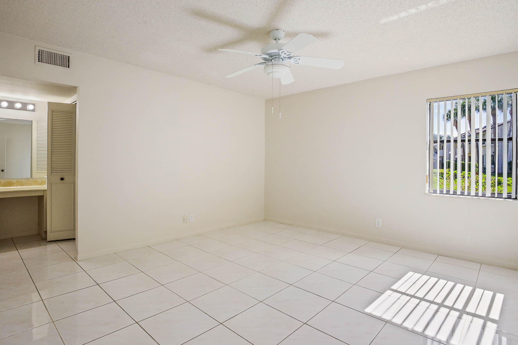 3367 Perimeter Drive Property Photo 16