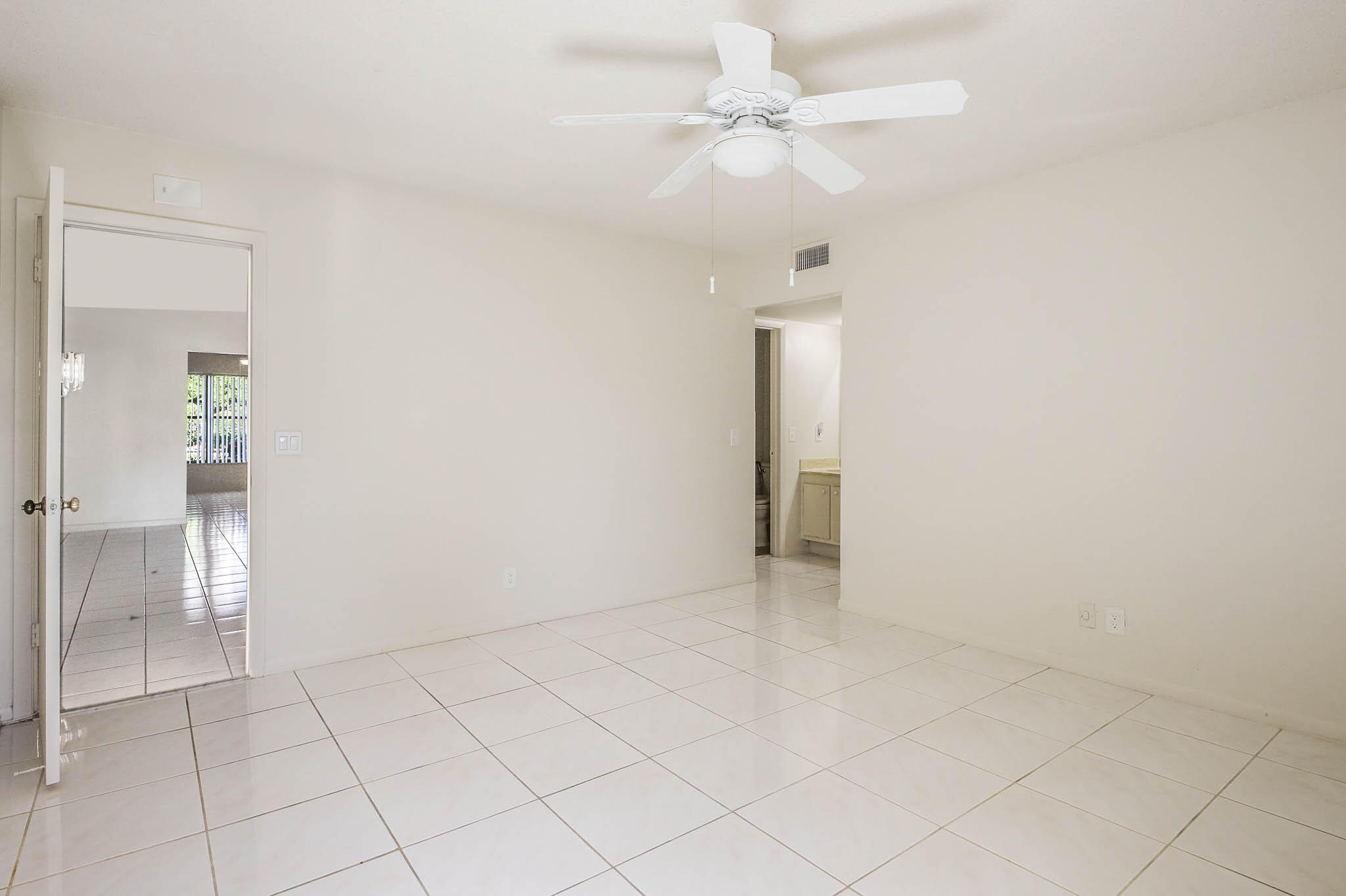 3367 Perimeter Drive Property Photo 17