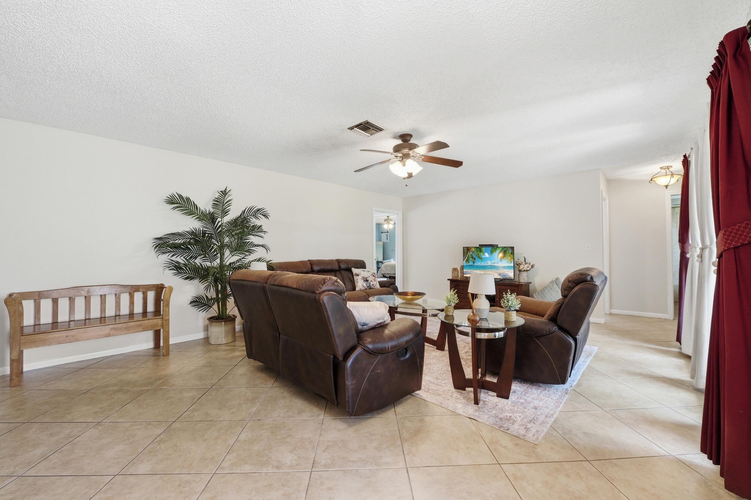 2017 Nw 102nd Terrace Property Photo 11