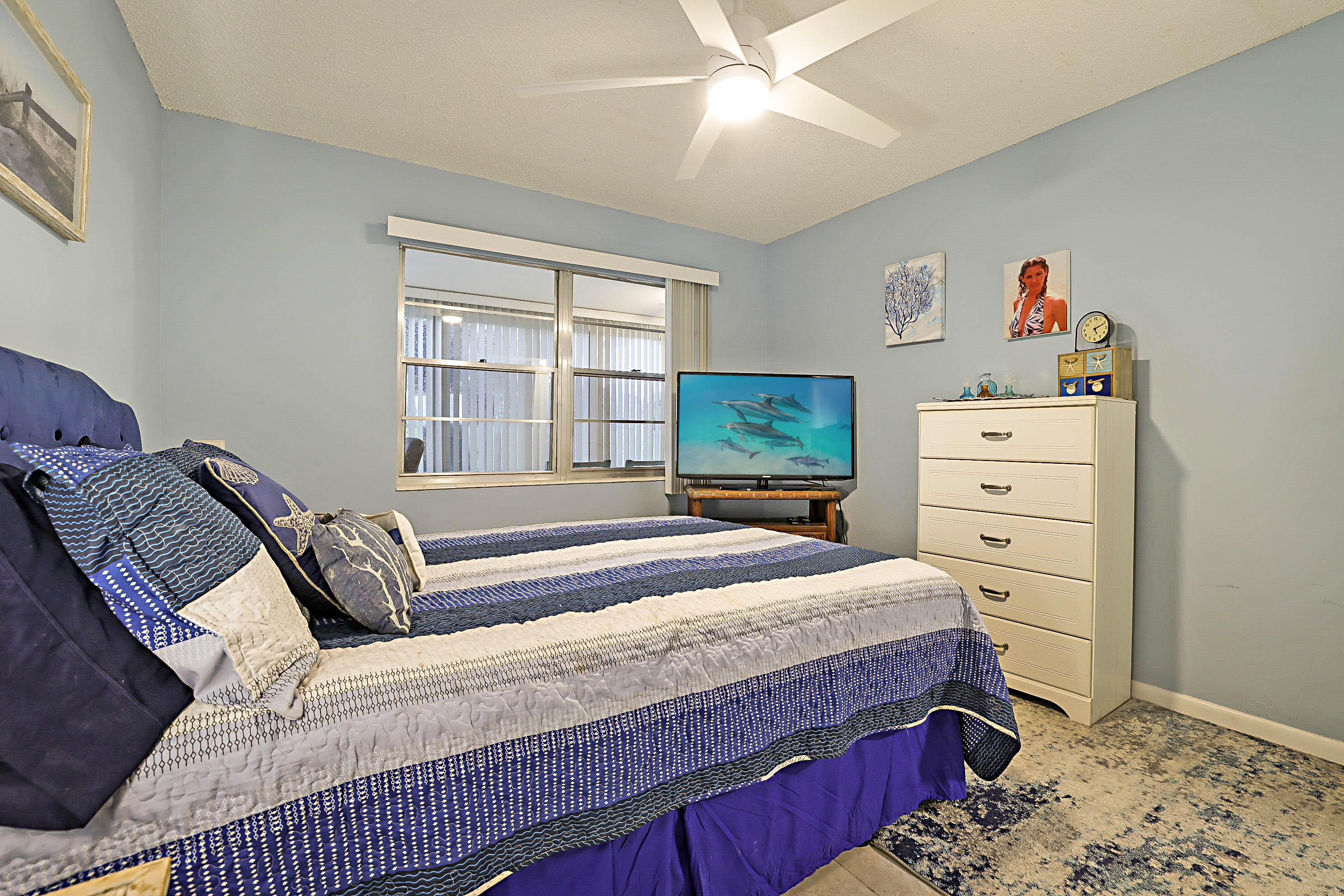 1023 Ellesmere B Property Photo 15
