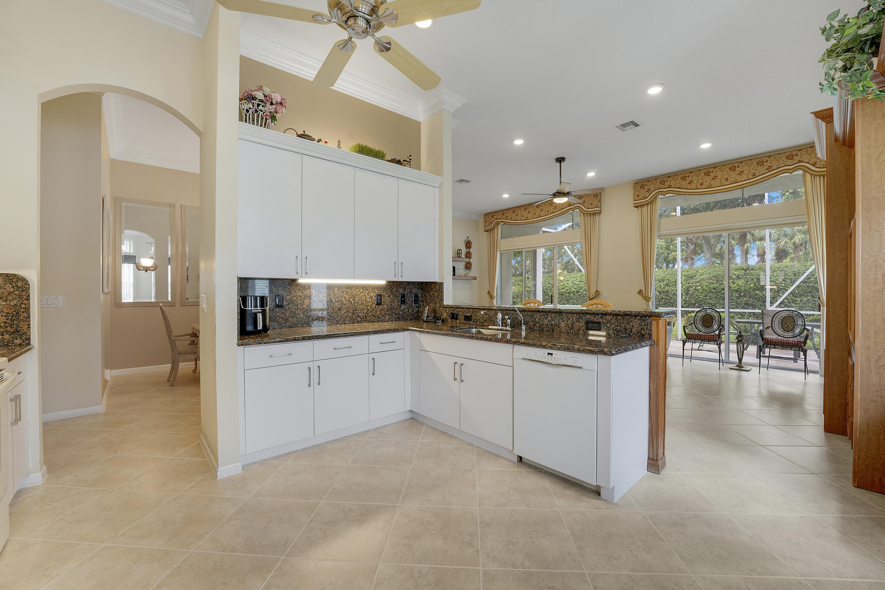 6554 Pavone Street Property Photo 11