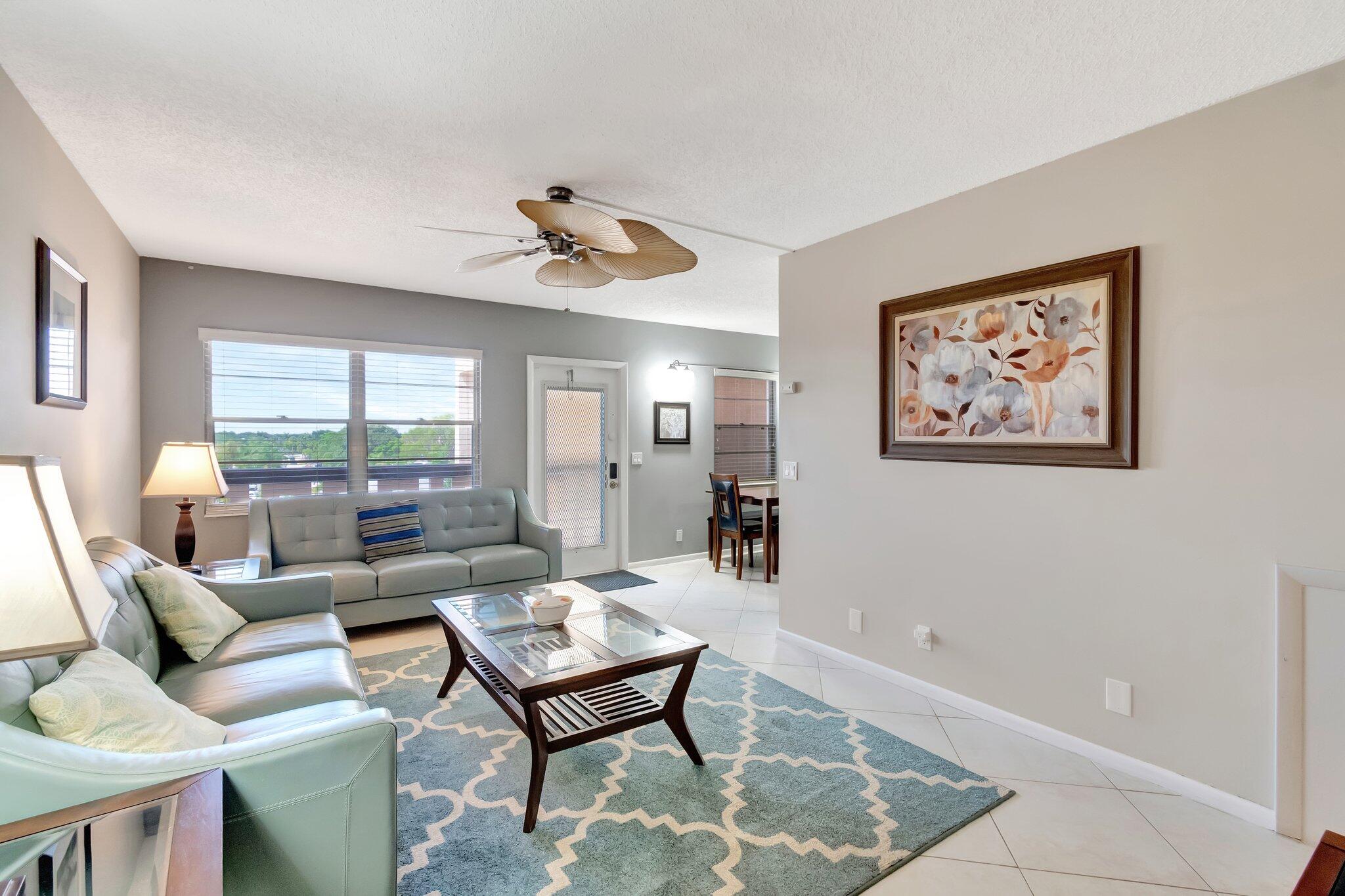 4049 Wolverton C Property Photo 12