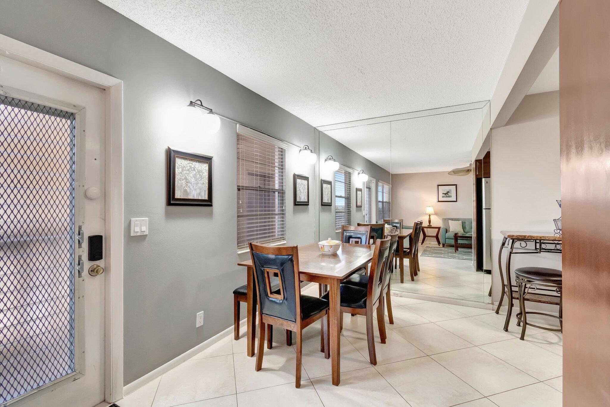 4049 Wolverton C Property Photo 14