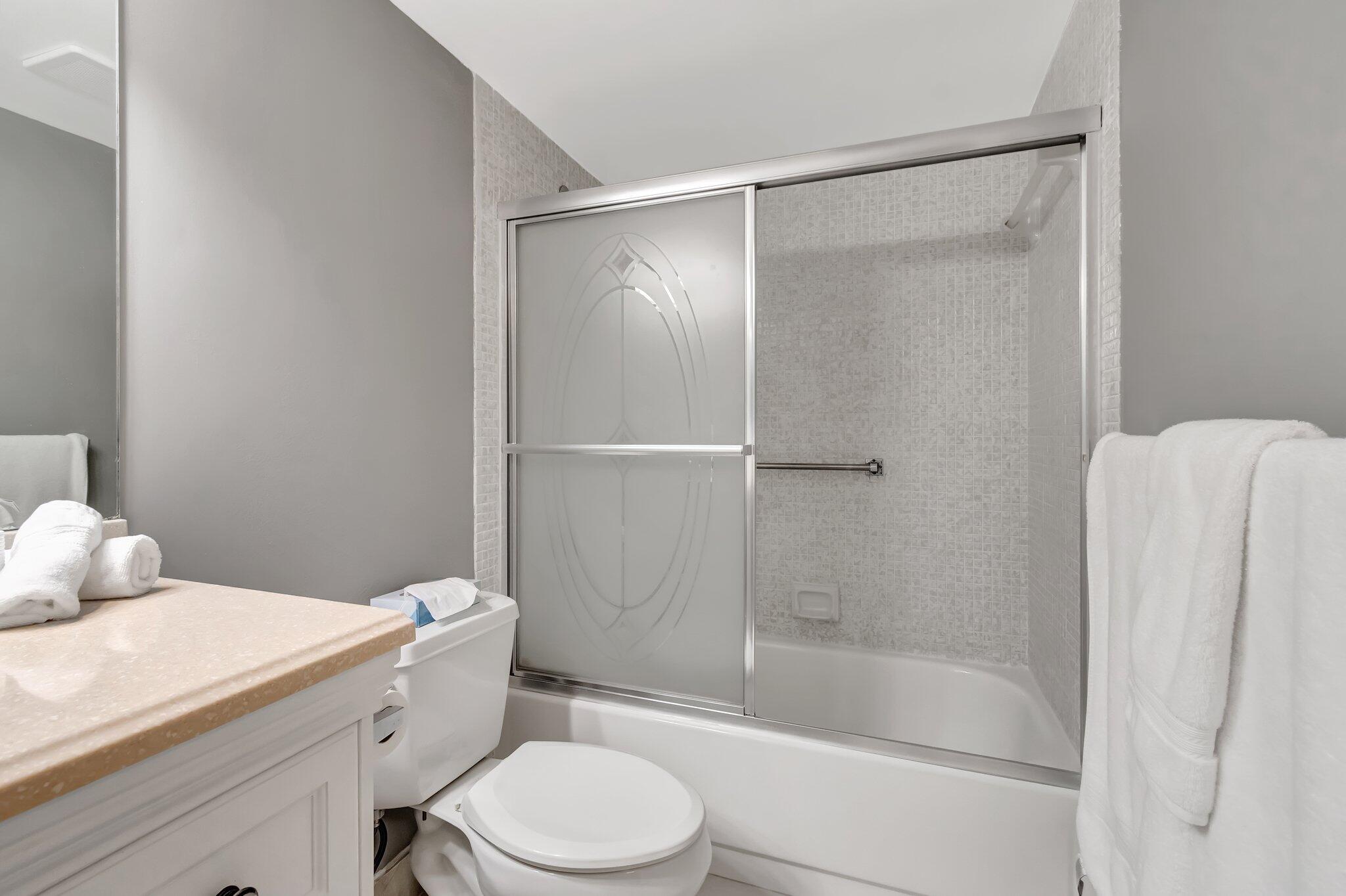 4049 Wolverton C Property Photo 31