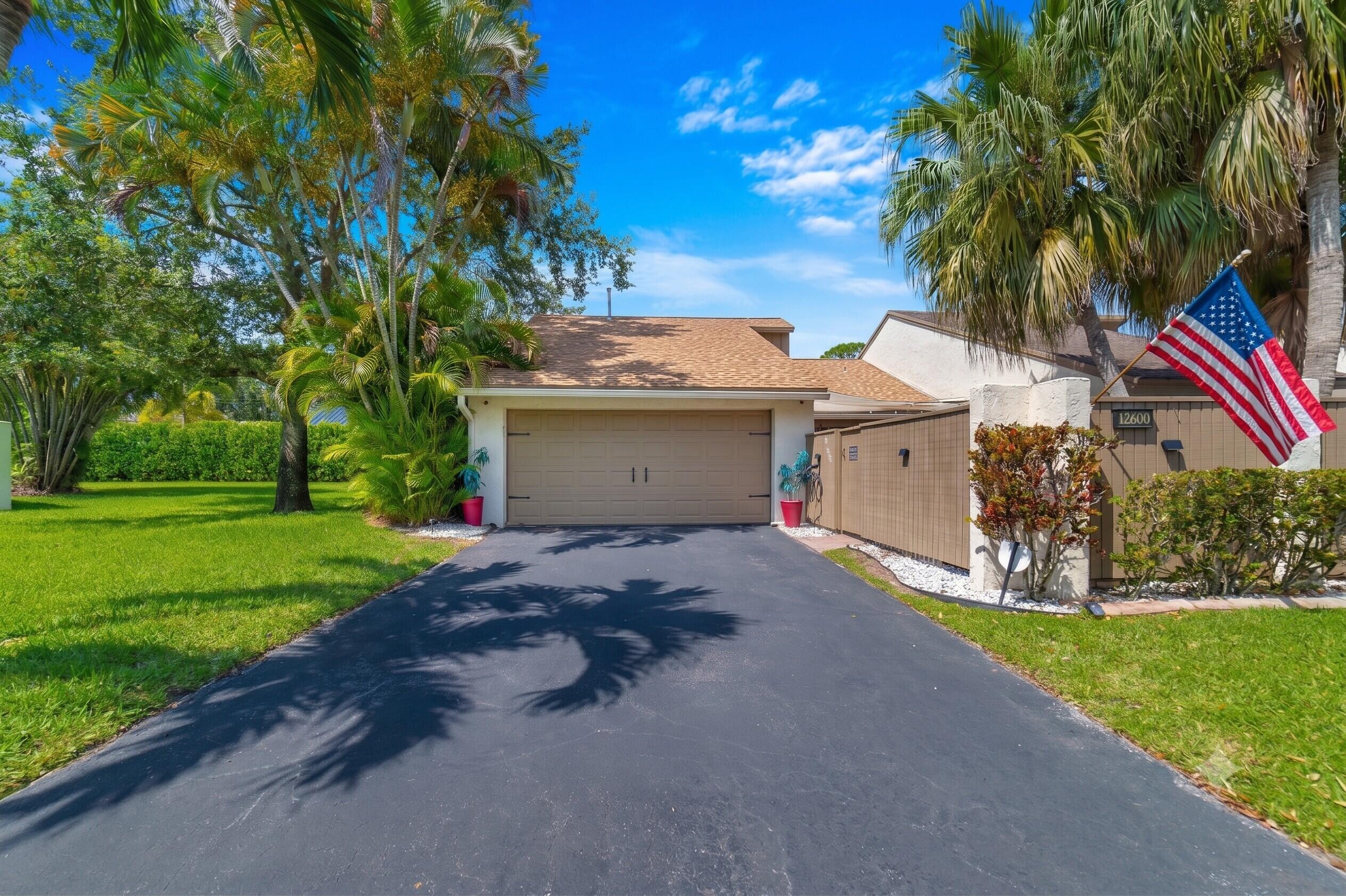 12600 Shady Pines Court Property Photo 1