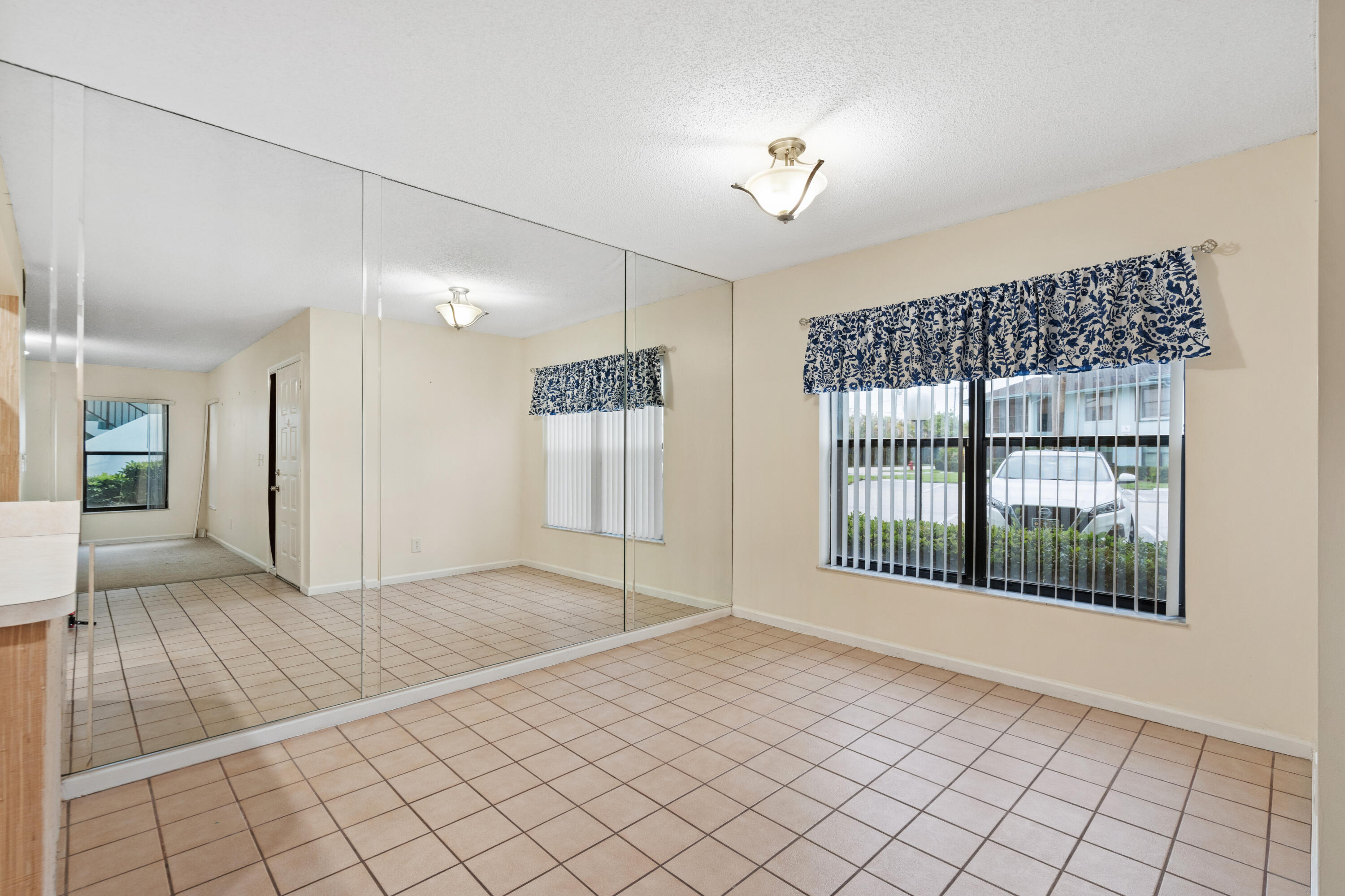 950 S Kanner Highway 402 Property Photo 7
